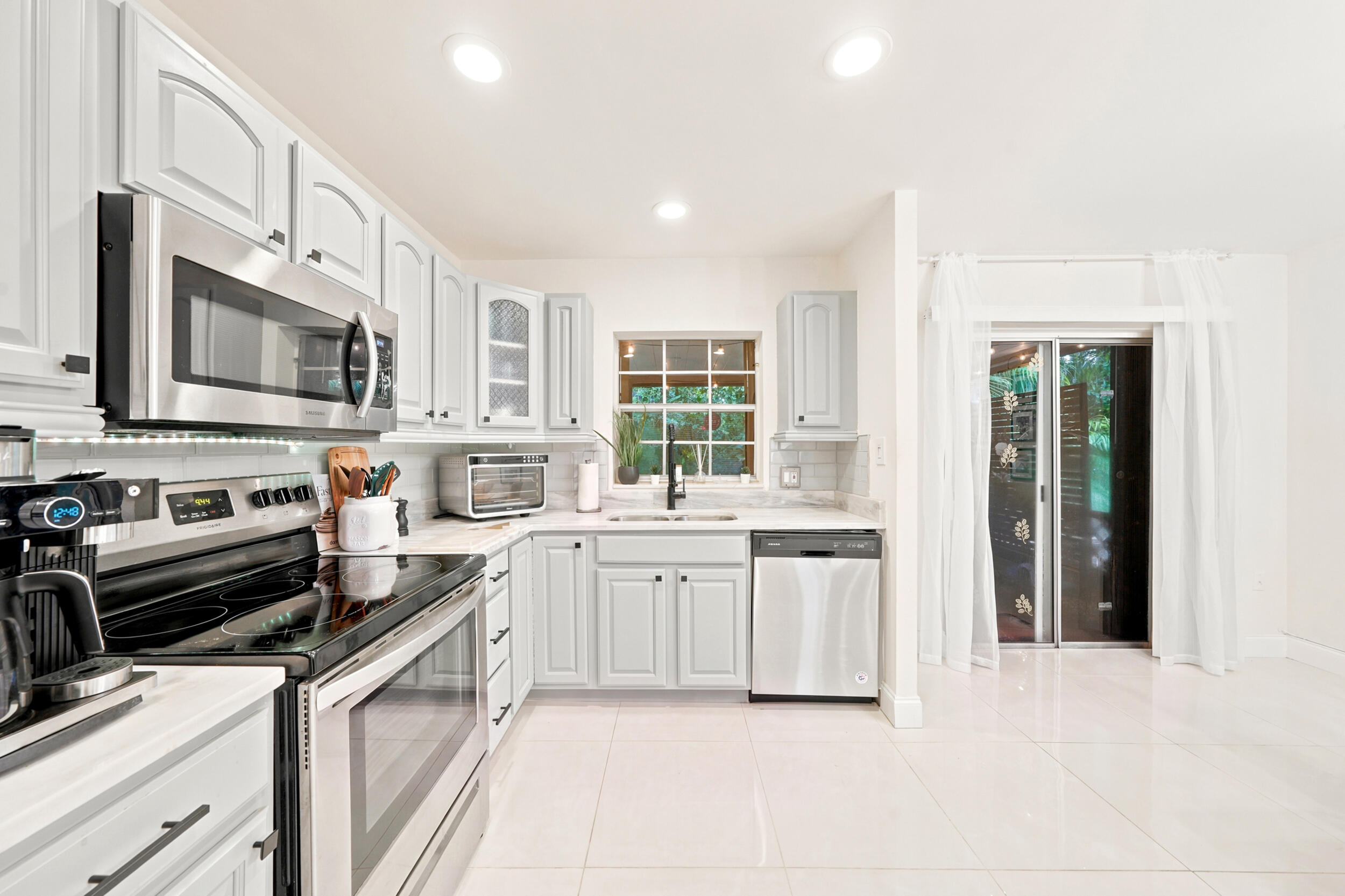 Arrowhead Golf & Tennis - Residential