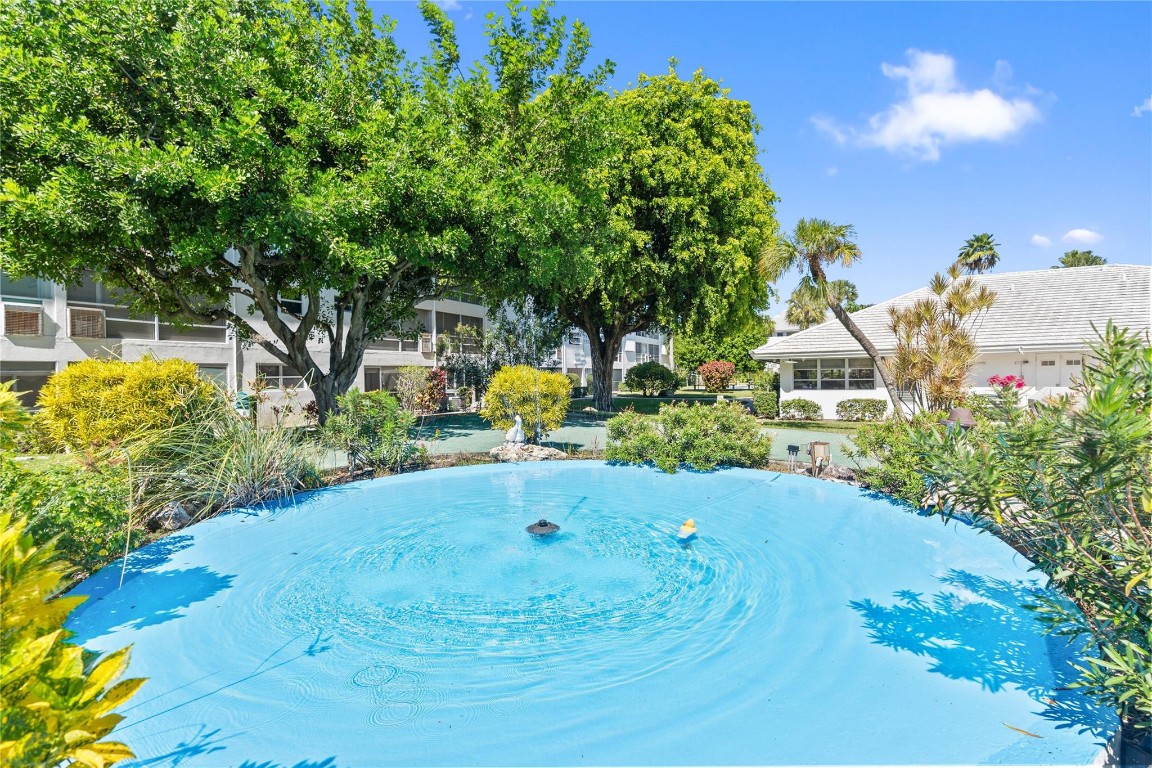 Lighthouse Point Gardens - Residential