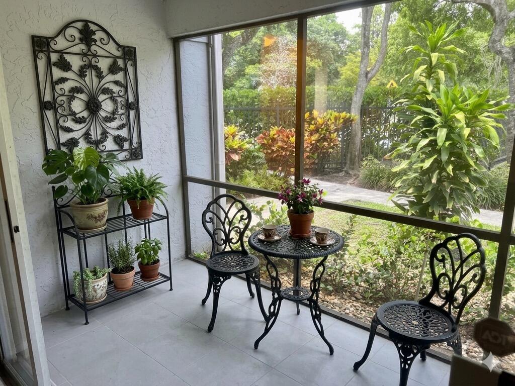 LAKES OF OAKLAND FOREST CONDO - Residential