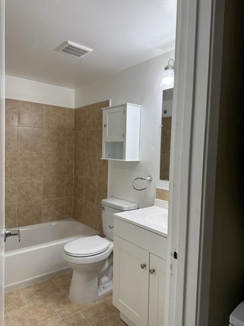 LAKES OF OAKLAND FOREST CONDO - Residential