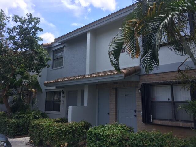 LAKES OF OAKLAND FOREST CONDO - Residential