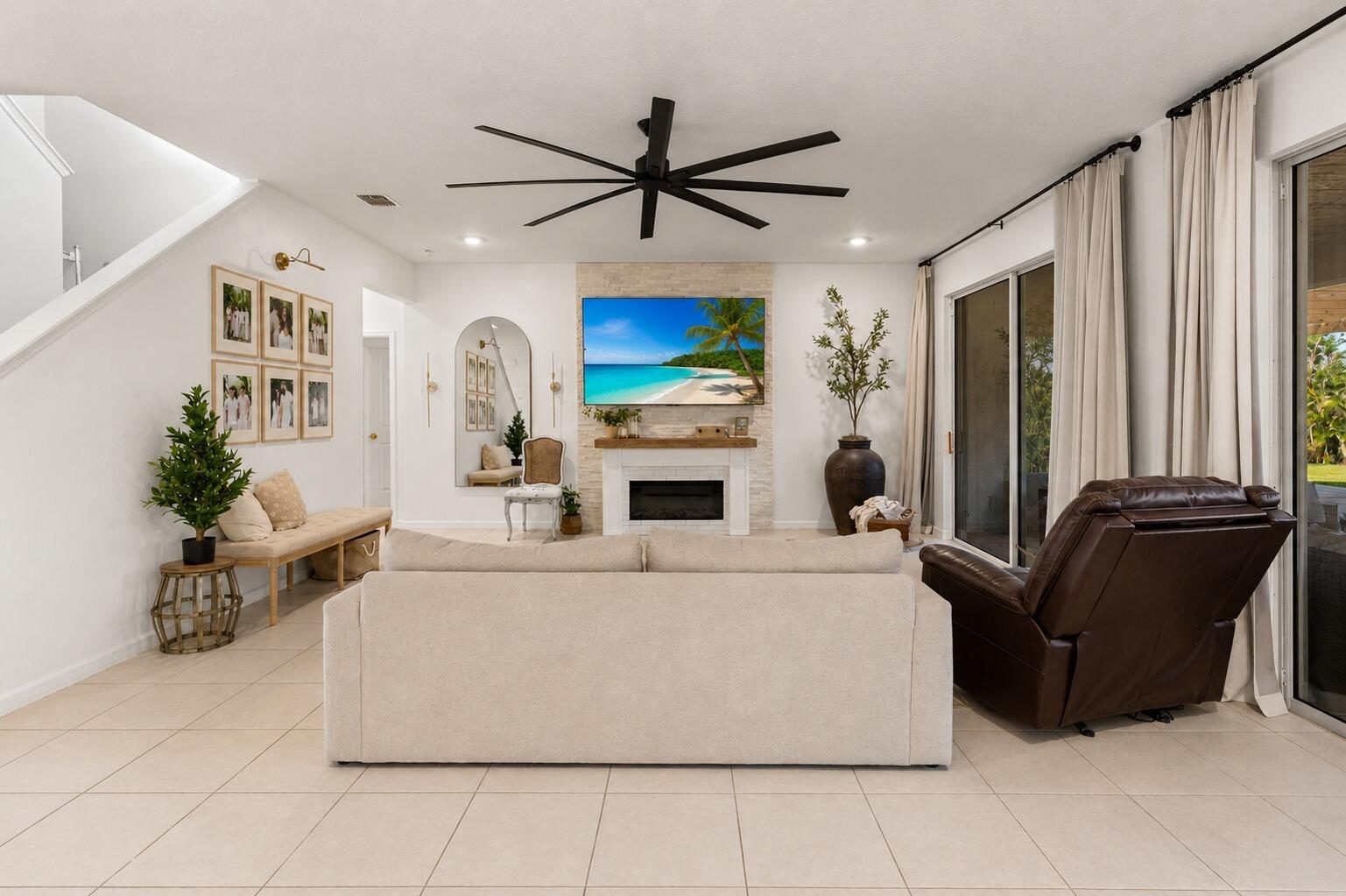 PORT ST LUCIE SECTION 47 - Residential Lease