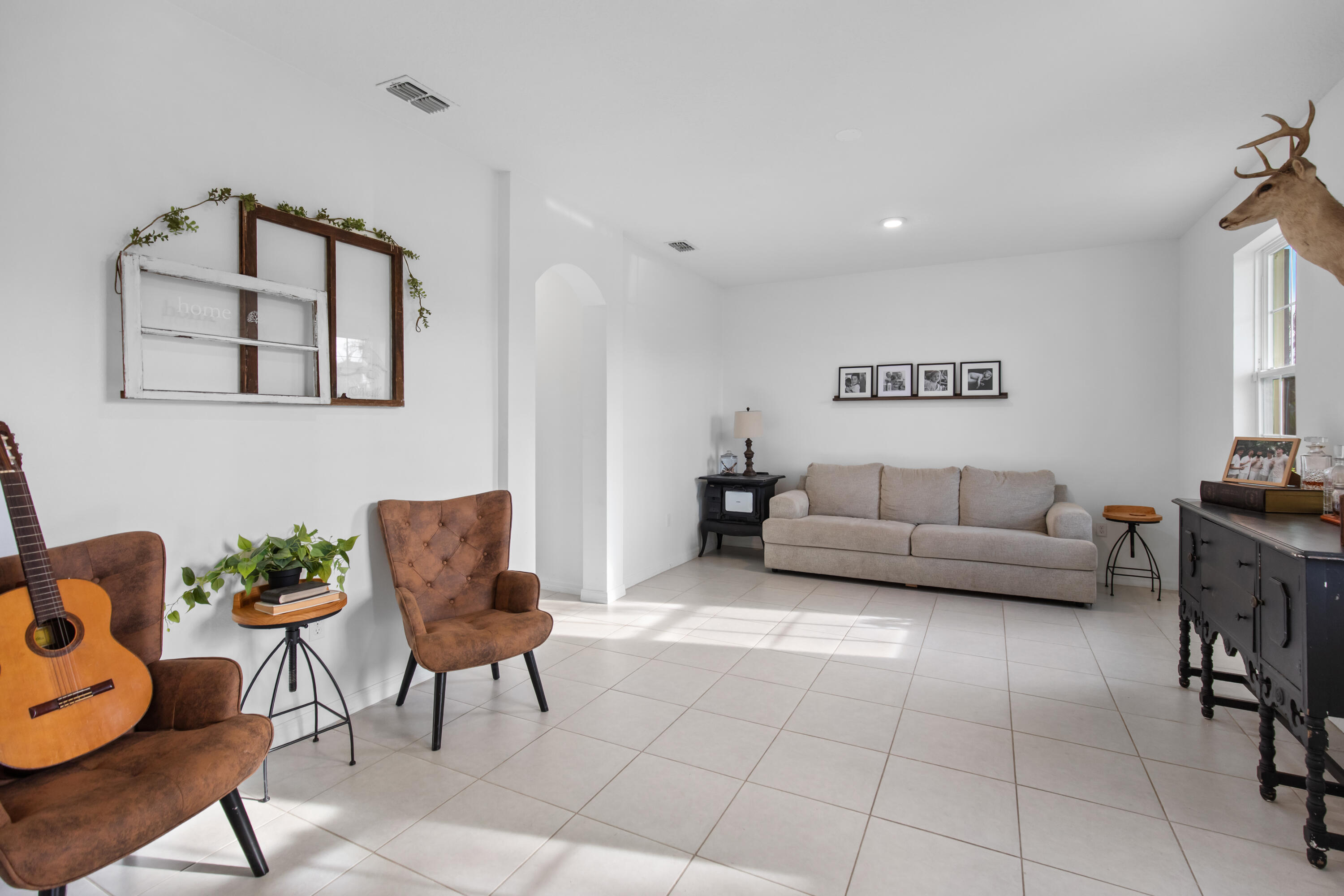 PORT ST LUCIE SECTION 47 - Residential Lease