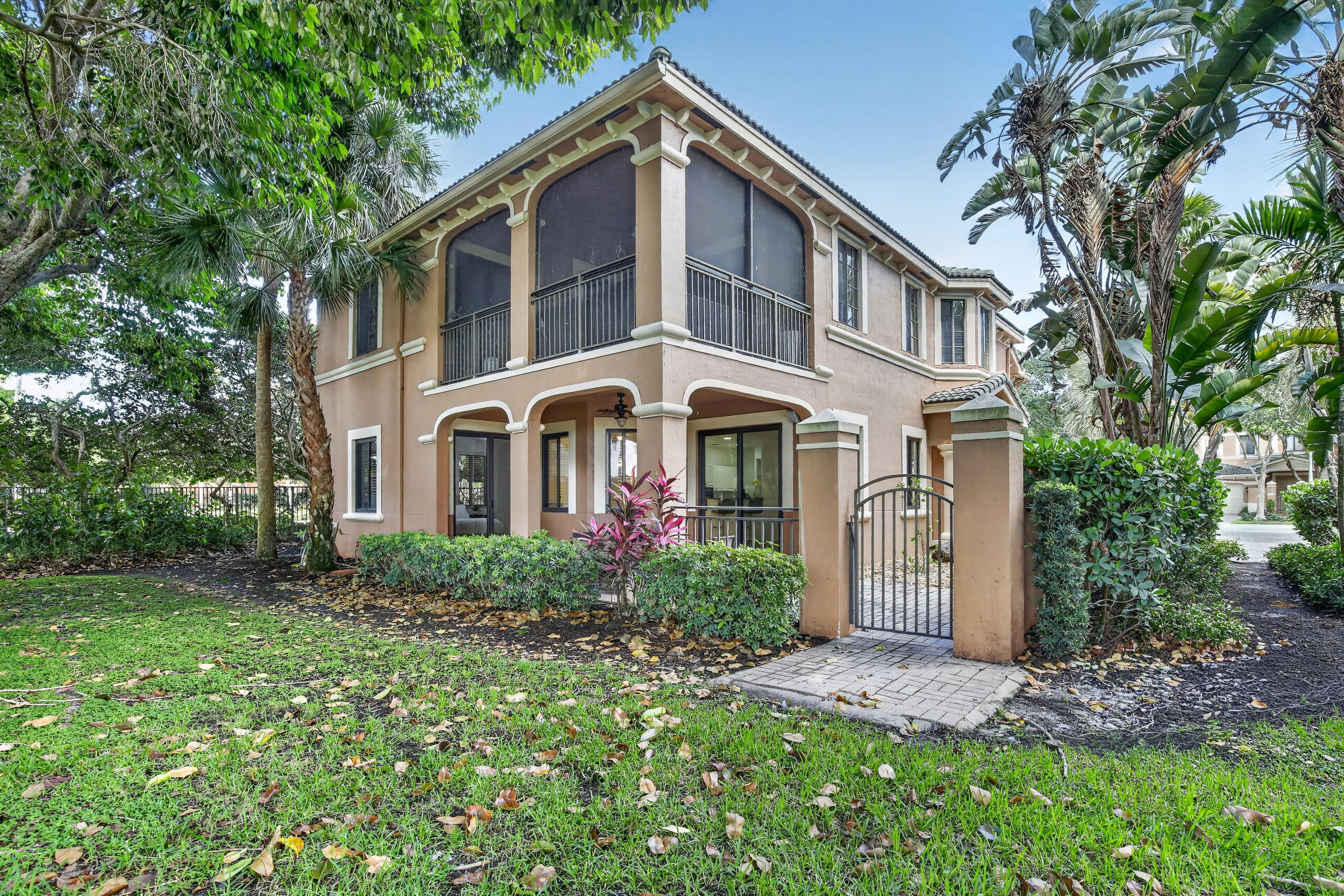 LEGENDS AT WESTON HILLS - Residential