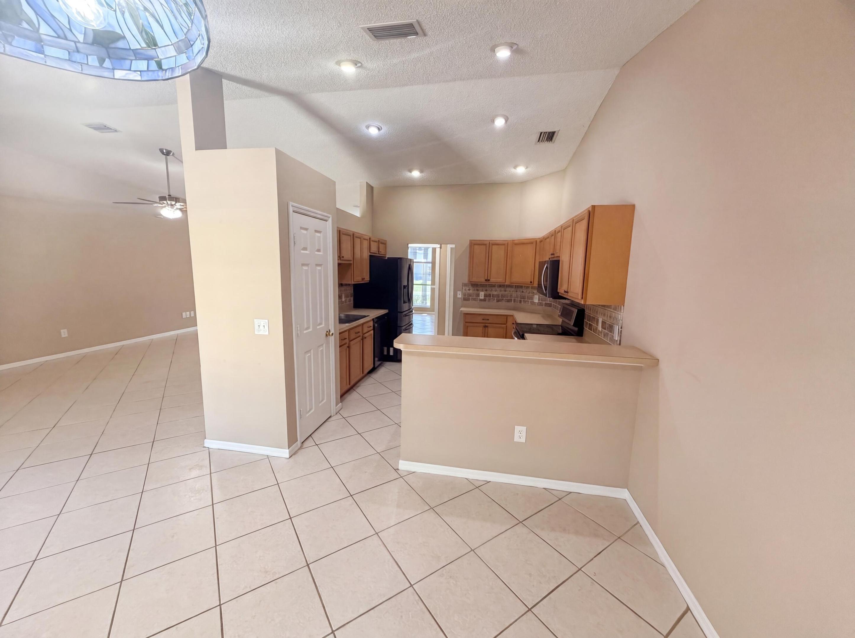 PORT ST LUCIE SECTION 19 - Residential