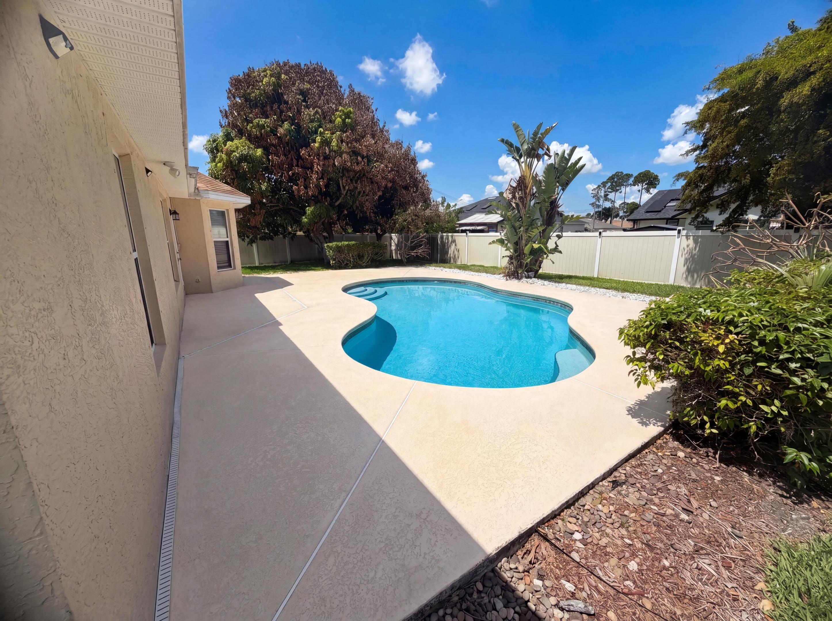 PORT ST LUCIE SECTION 19 - Residential