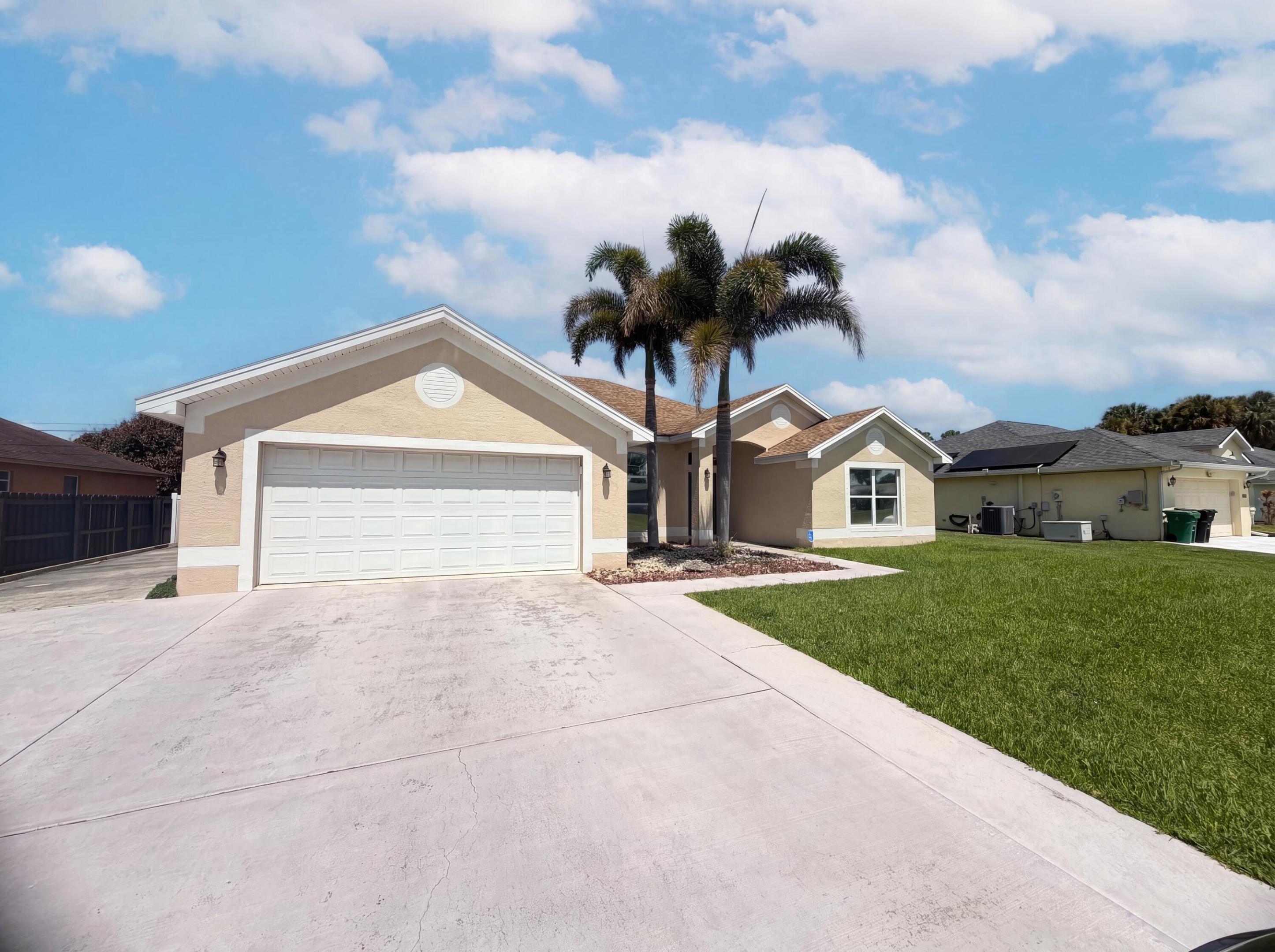 PORT ST LUCIE SECTION 19 - Residential