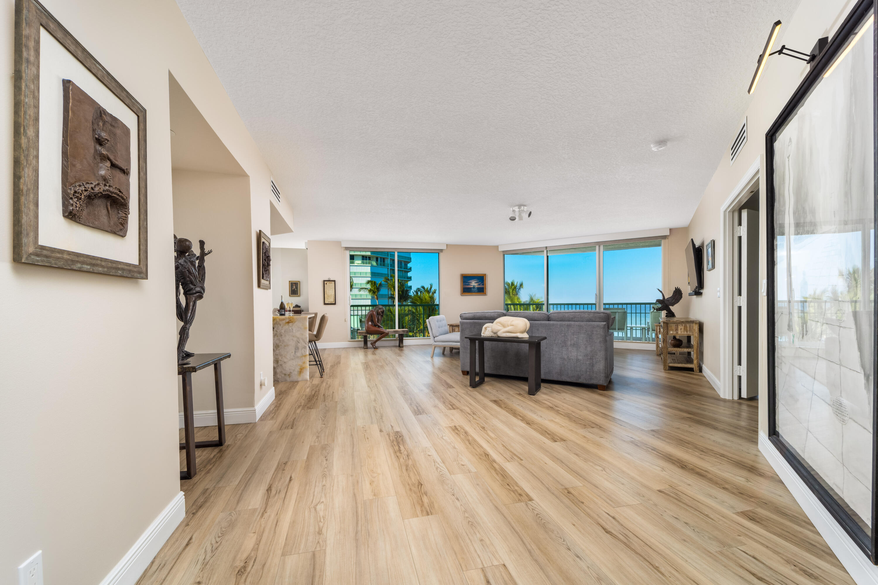 REGENCY ISLAND DUNES CONDOMINIUM - Residential