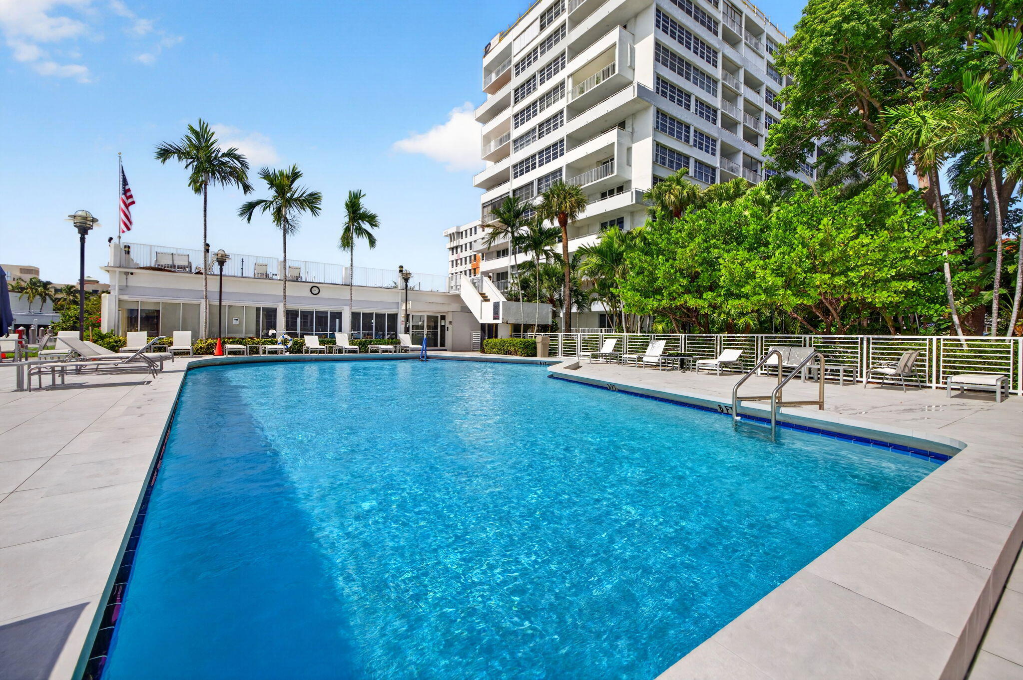 EAST POINT TOWERS CONDOMINIUM, INC - Residential