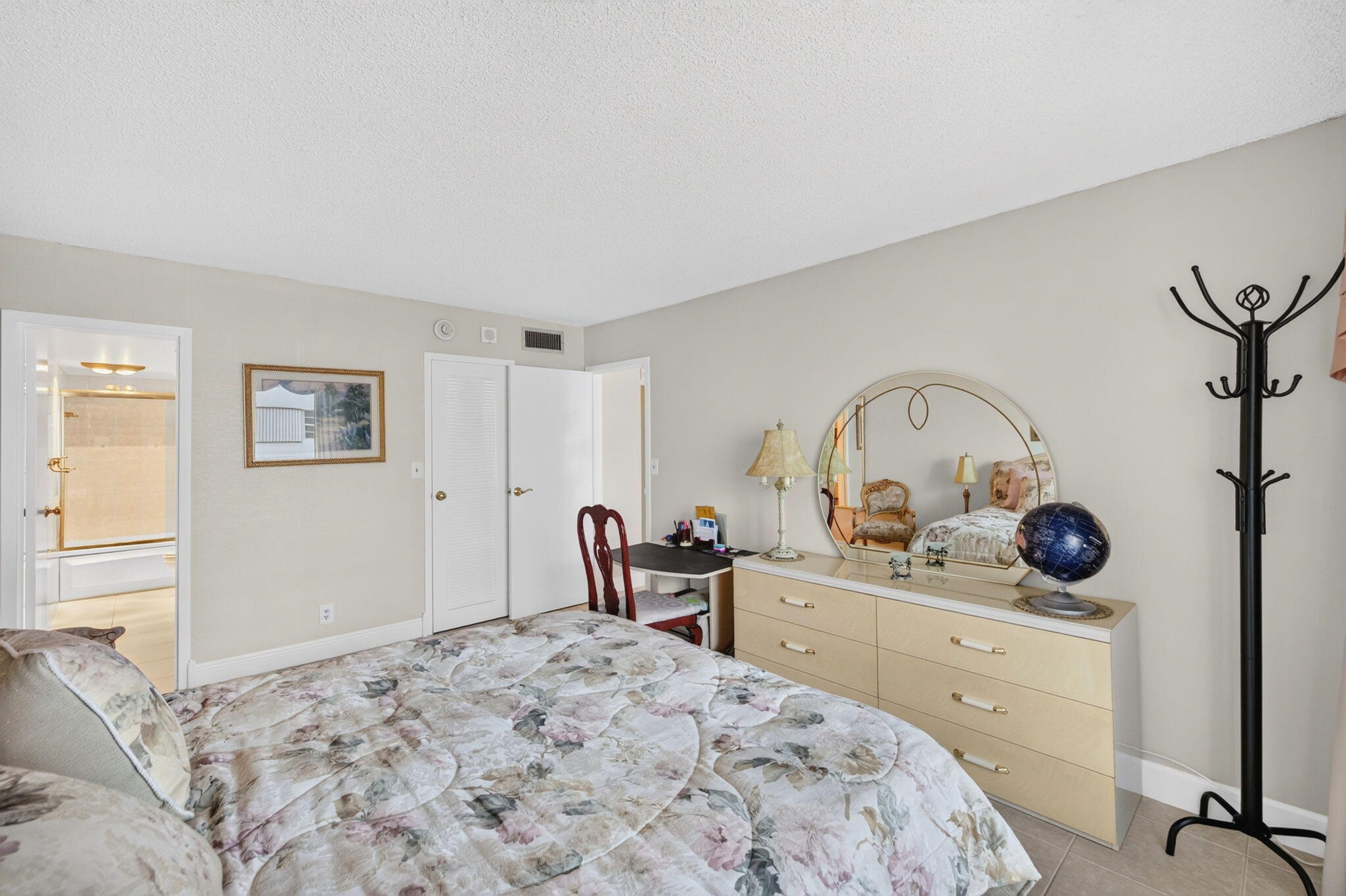 EAST POINT TOWERS CONDOMINIUM, INC - Residential