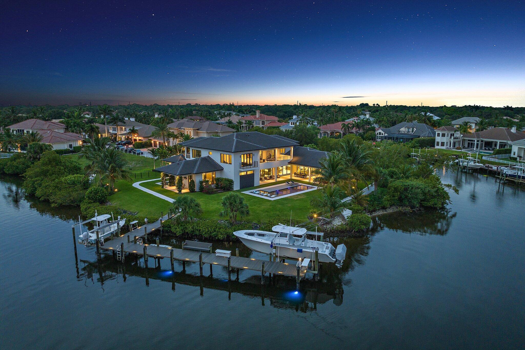 islands of jupiter - Residential