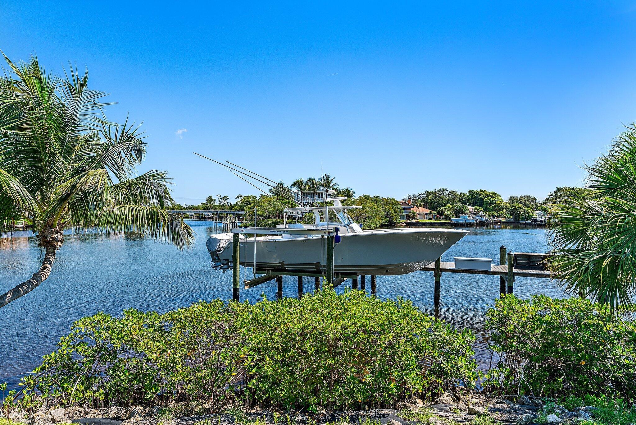 islands of jupiter - Residential