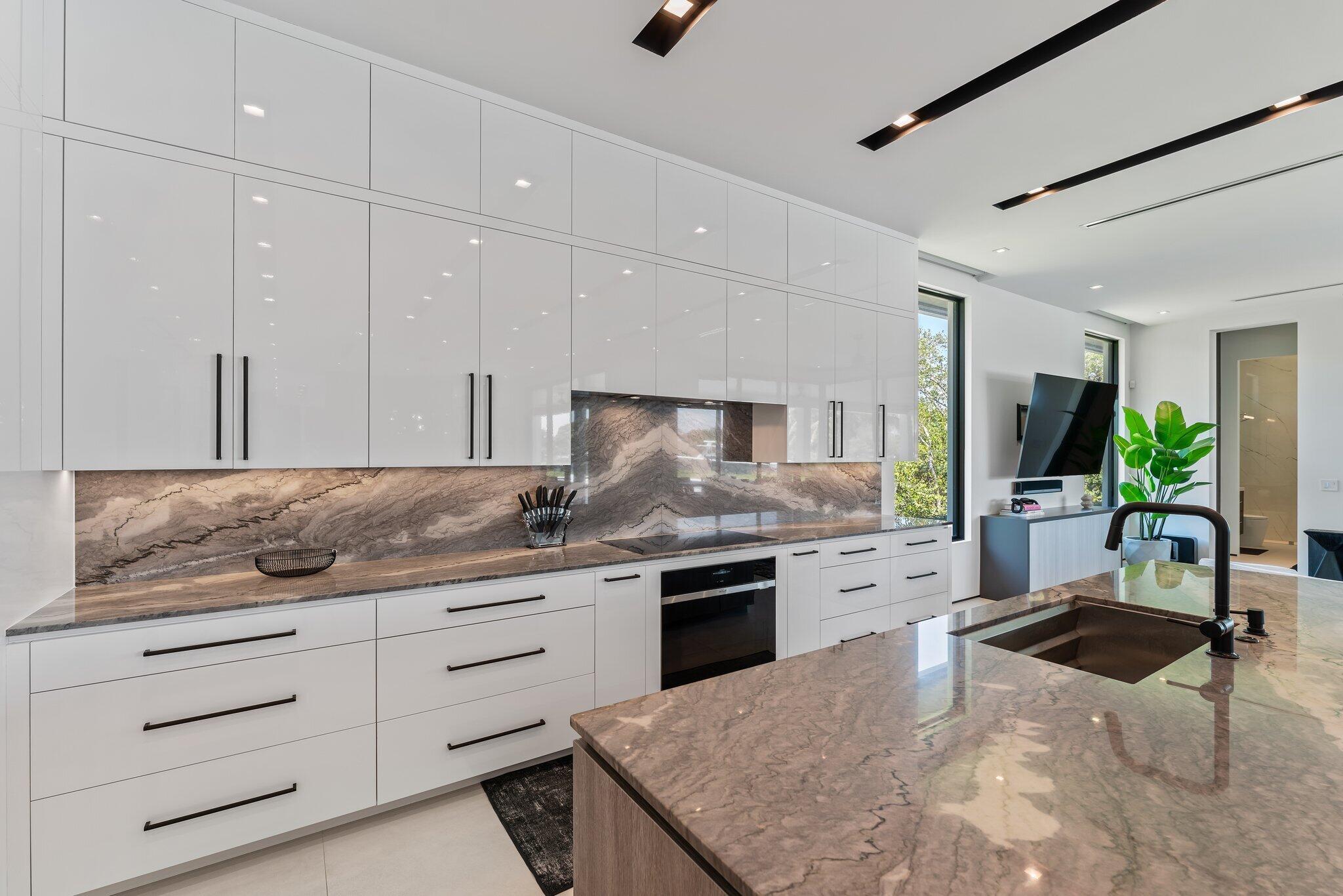 islands of jupiter - Residential