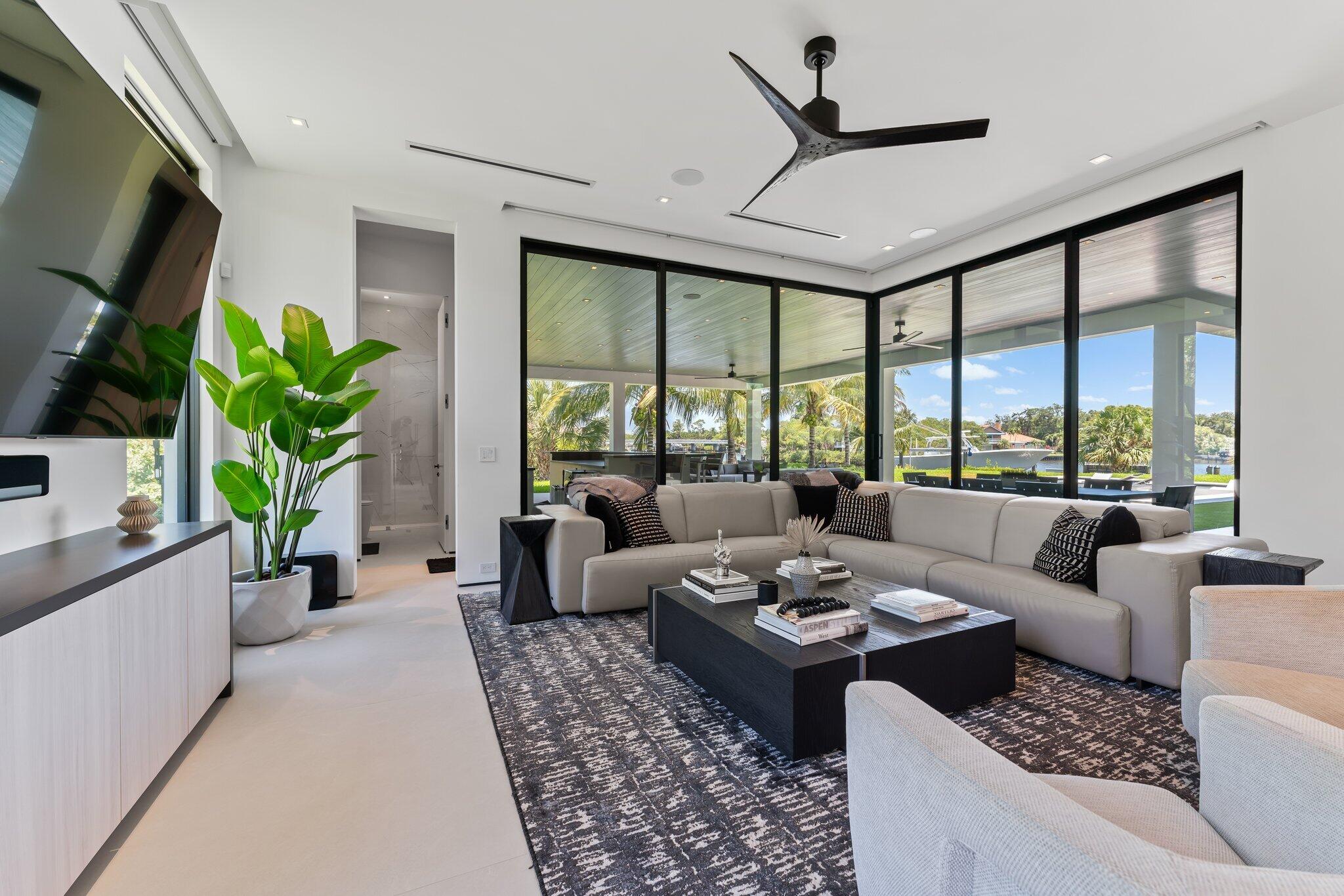islands of jupiter - Residential