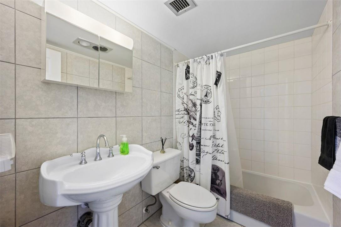 Hillcrest Country club - Residential