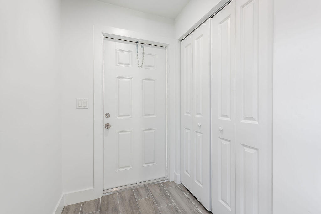 LOTS 17 & 19, BLK 146, GOLDEN GATE PB 11/41 PALM B - Residential Lease