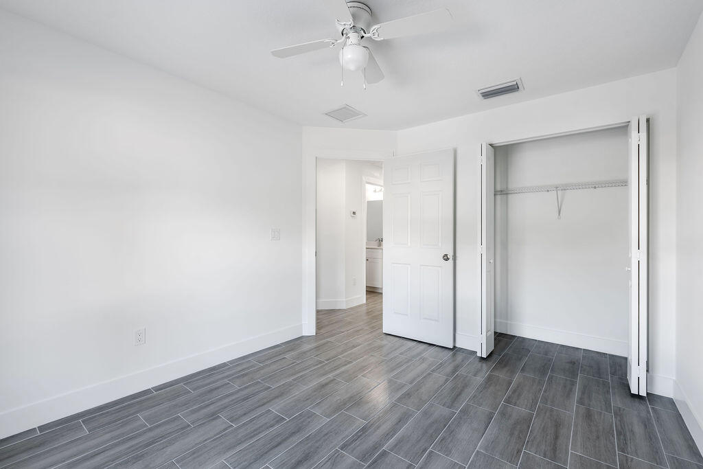 LOTS 17 & 19, BLK 146, GOLDEN GATE PB 11/41 PALM B - Residential Lease
