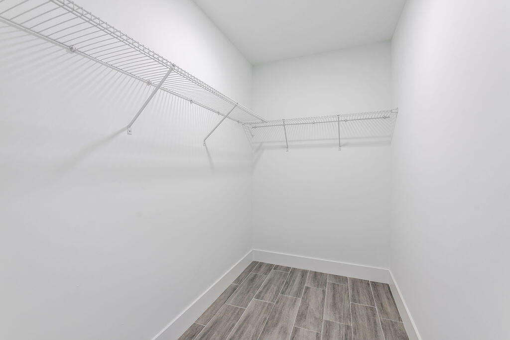 LOTS 17 & 19, BLK 146, GOLDEN GATE PB 11/41 PALM B - Residential Lease