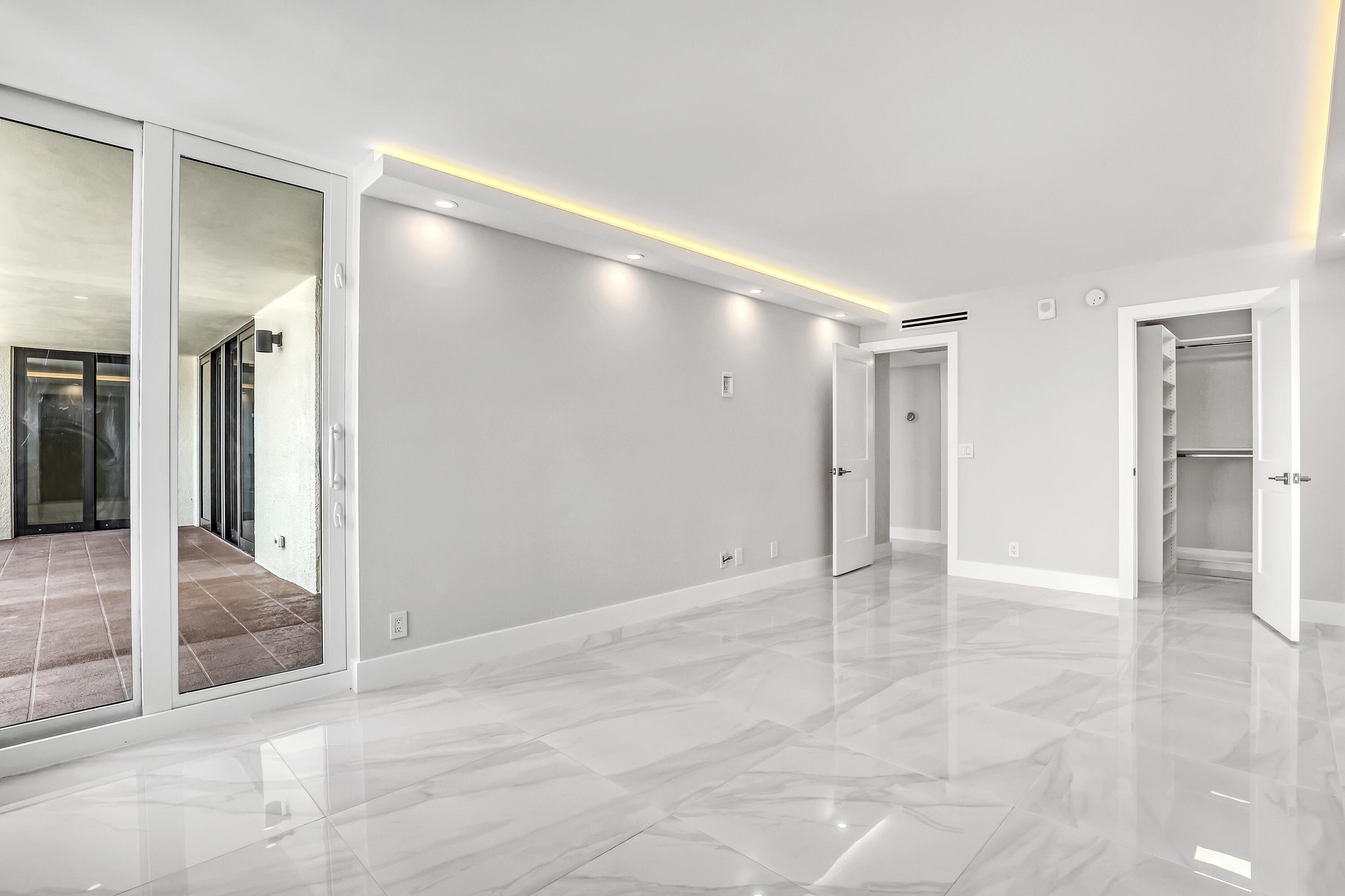 DUNE DECK OF THE PALM BEACHES CONDO - Residential