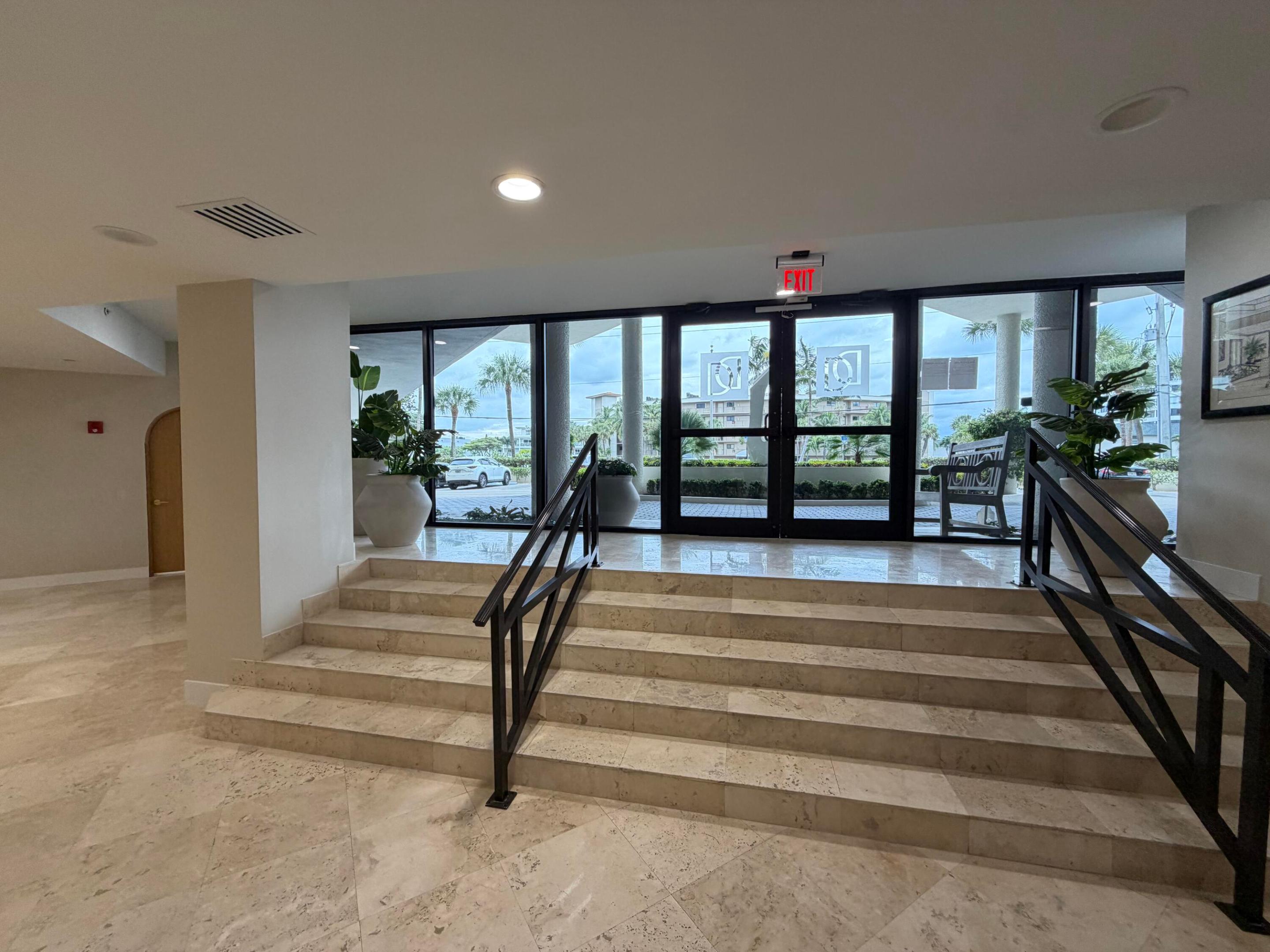 DUNE DECK OF THE PALM BEACHES CONDO - Residential