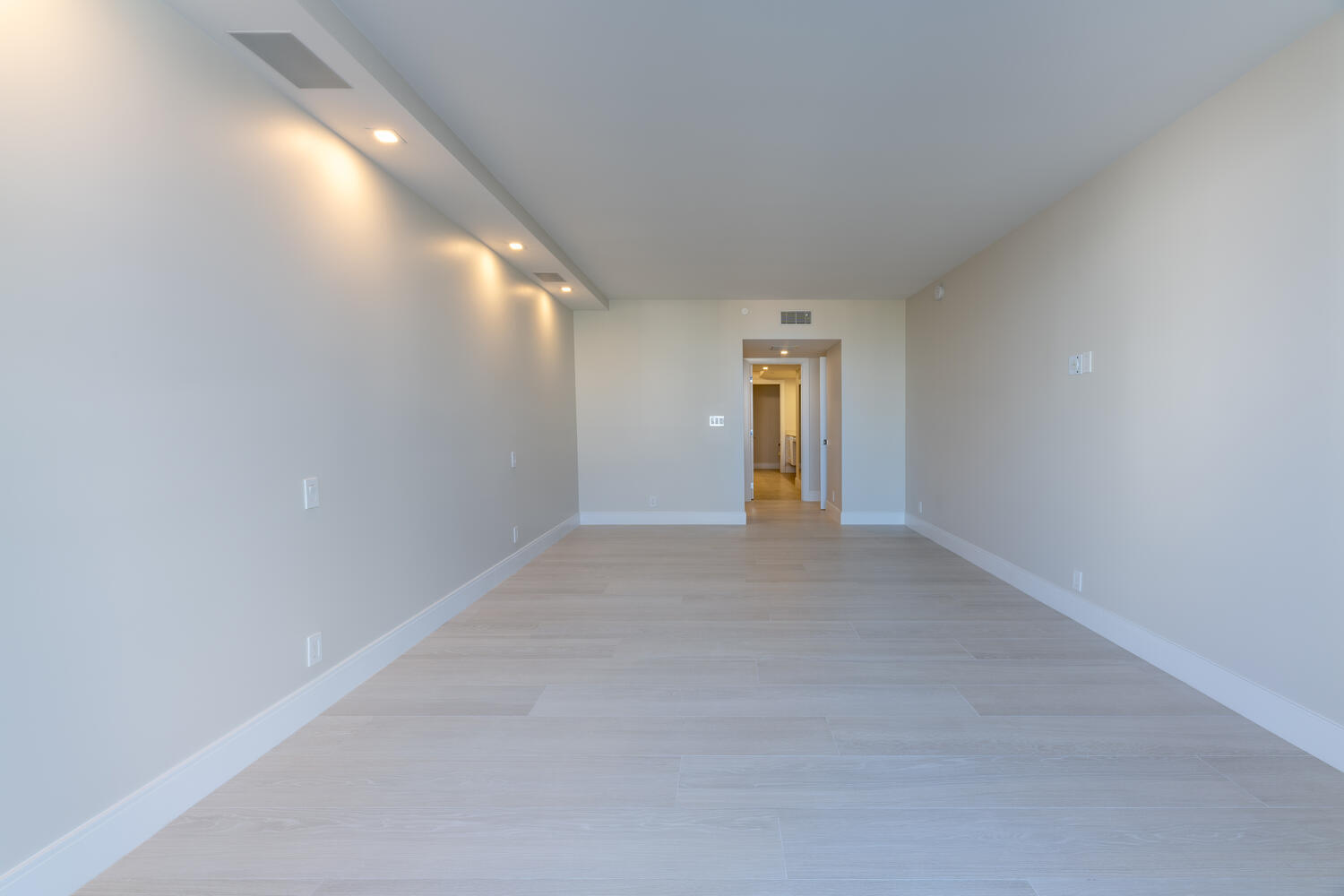 PLAZA OF THE PALM BEACHES CONDO - Residential