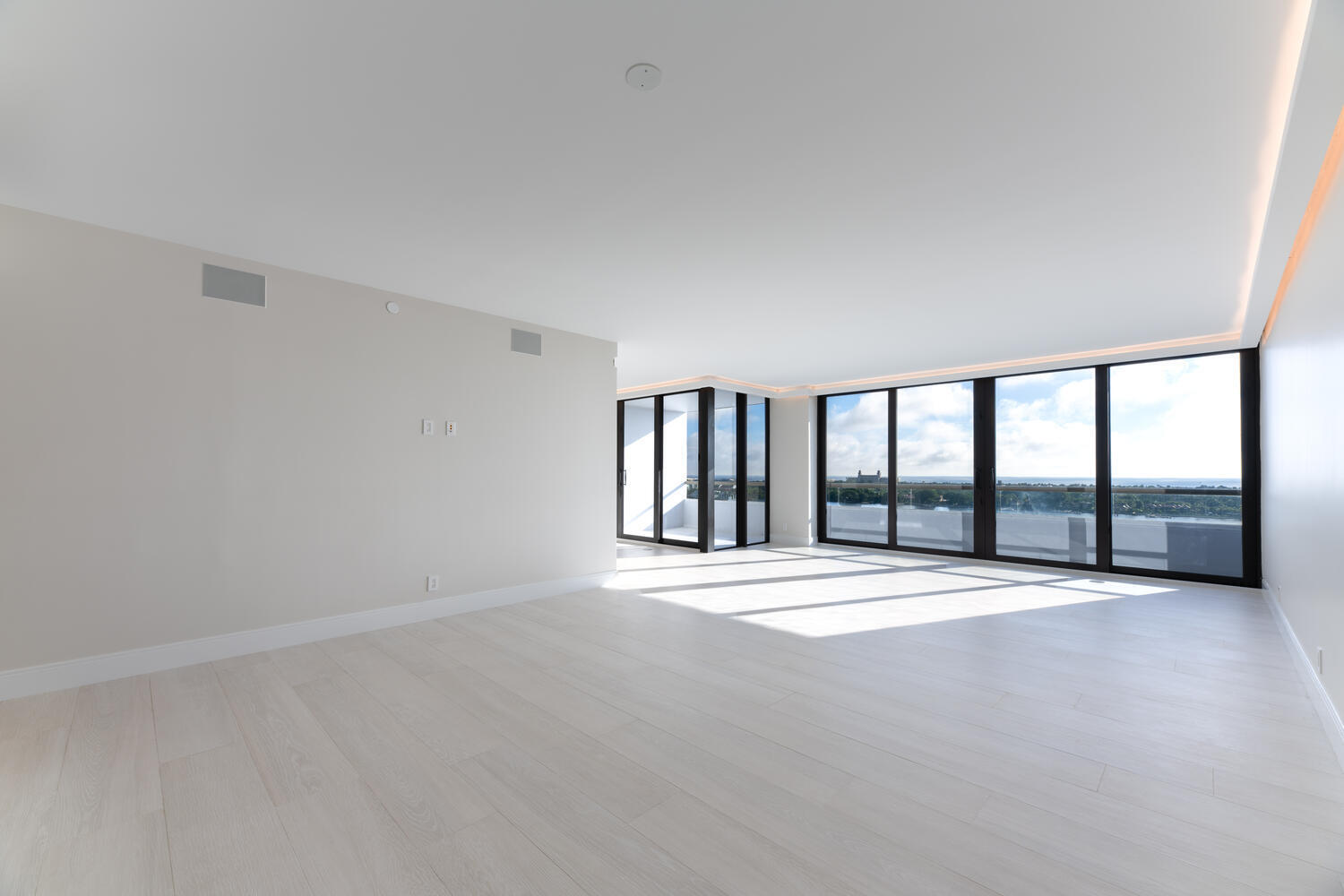 PLAZA OF THE PALM BEACHES CONDO - Residential