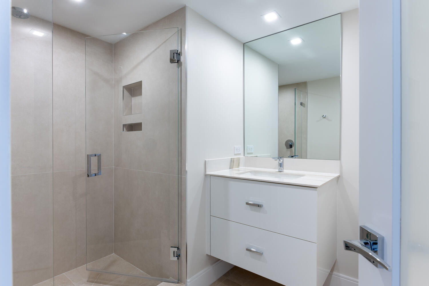 PLAZA OF THE PALM BEACHES CONDO - Residential