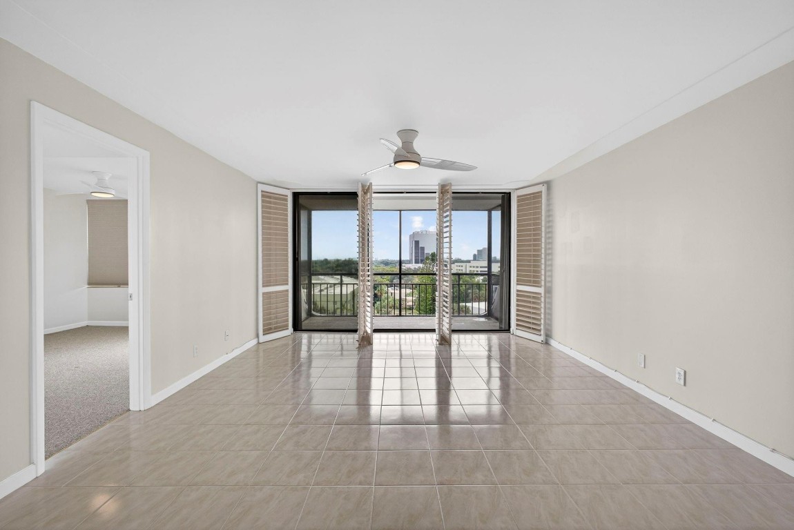 YORKTOWN - Residential