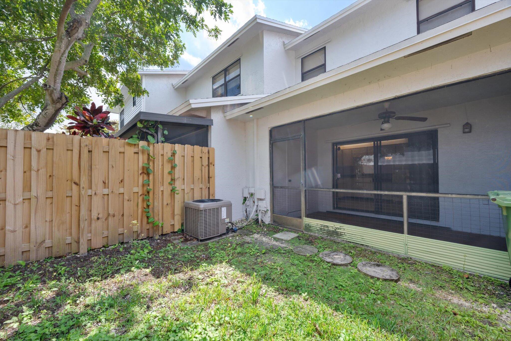 PEMBROKE POINTE SECTION TWO - Residential