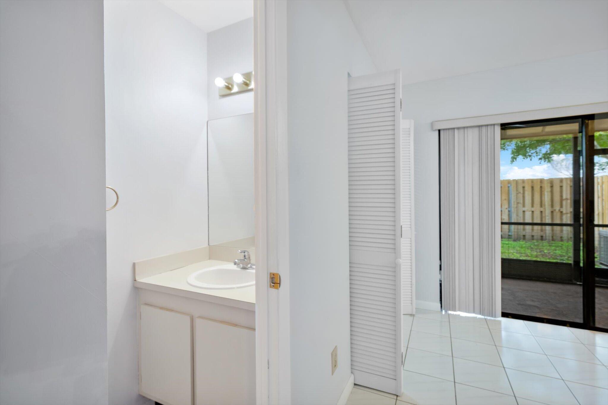 PEMBROKE POINTE SECTION TWO - Residential