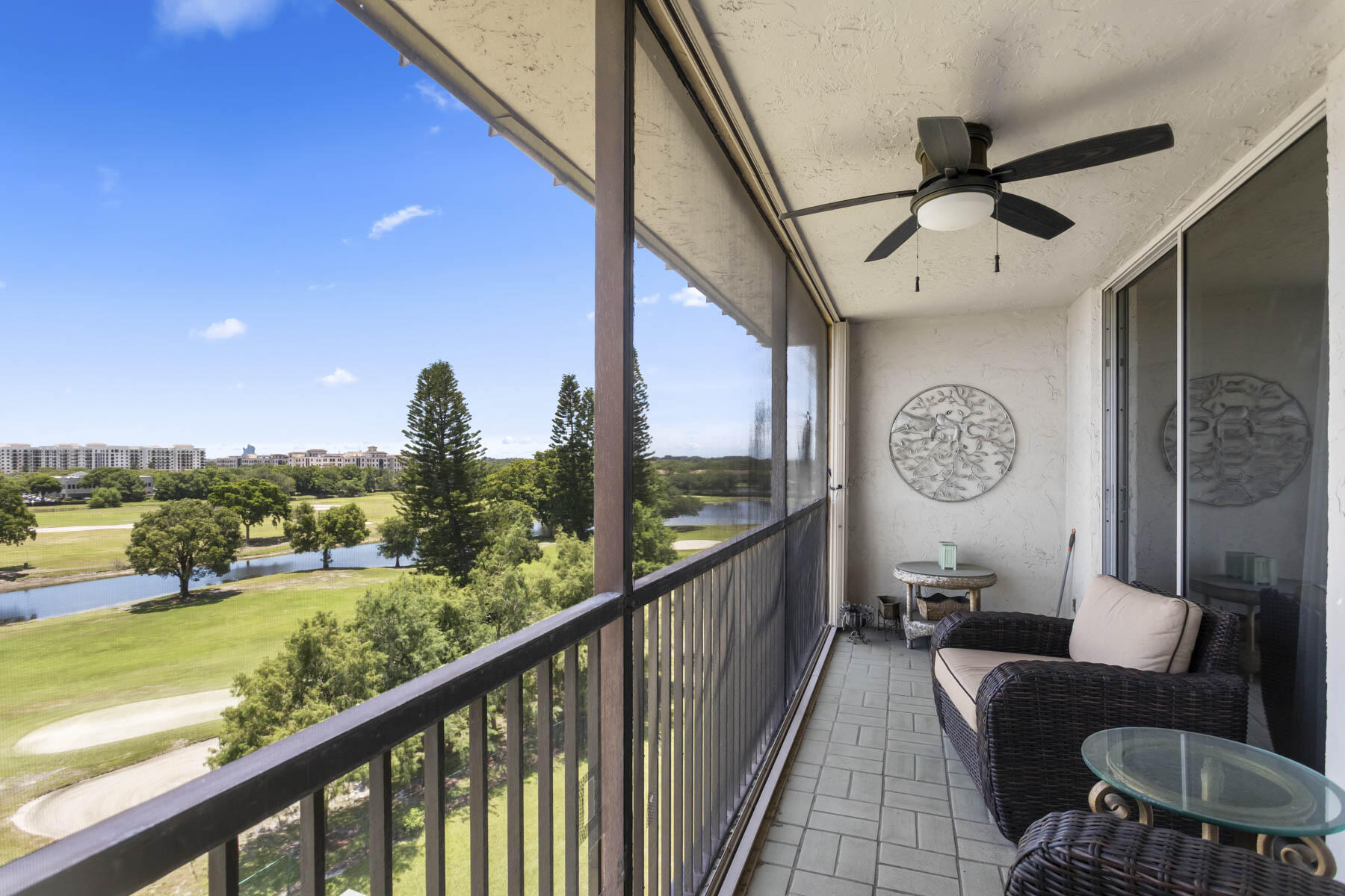 ROLLING HILLS GOLF AND TENNIS - Residential