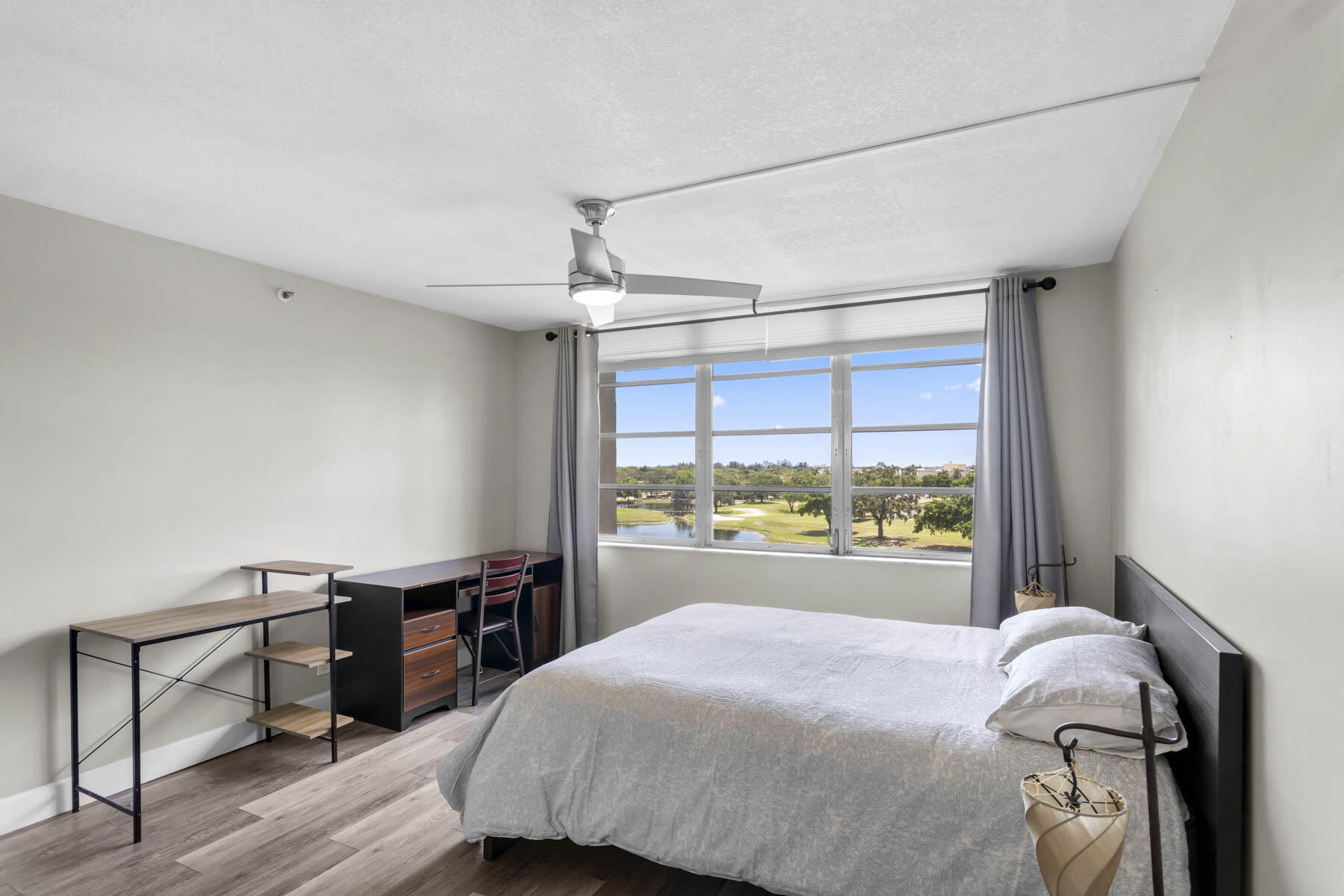 ROLLING HILLS GOLF AND TENNIS - Residential