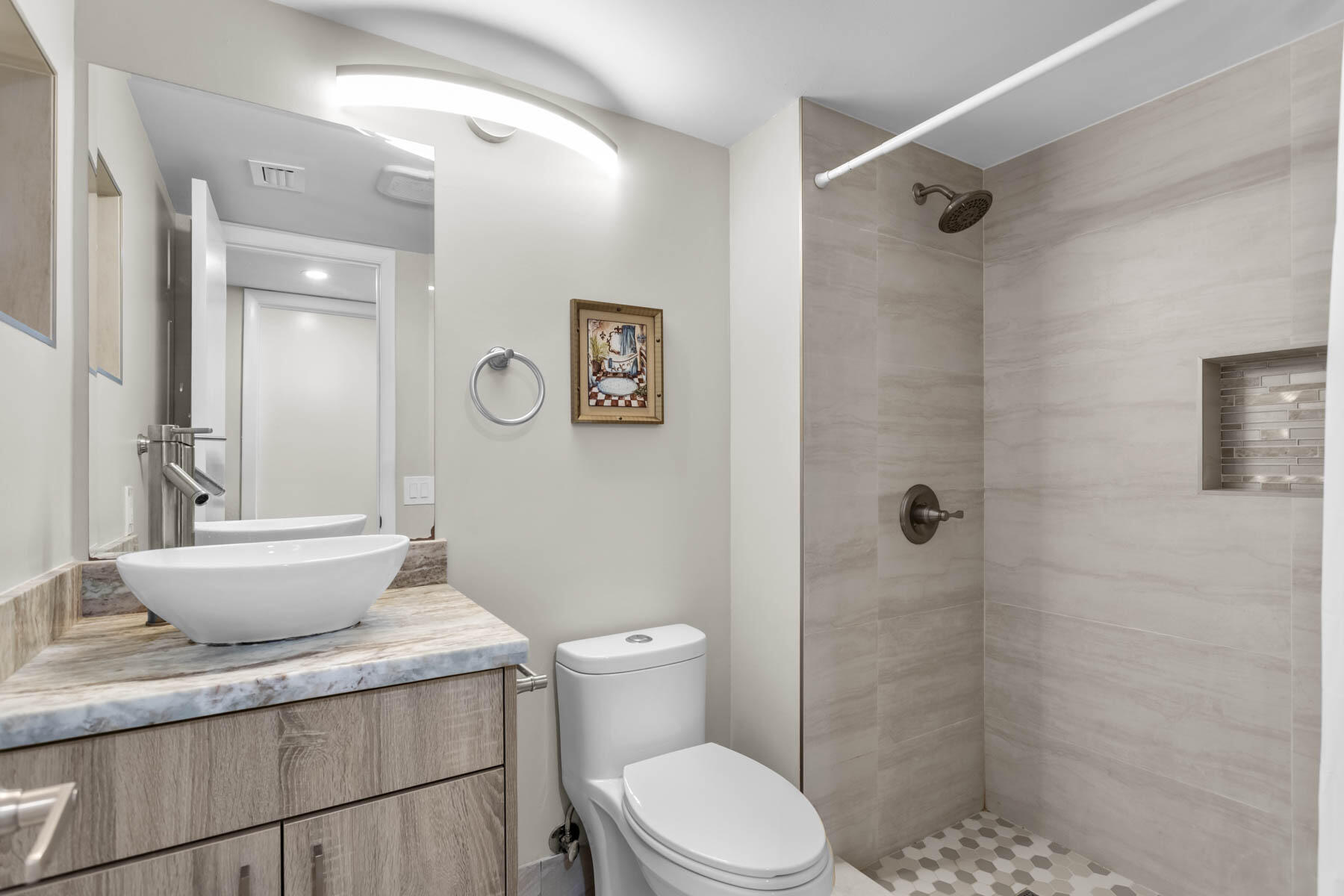 ROLLING HILLS GOLF AND TENNIS - Residential