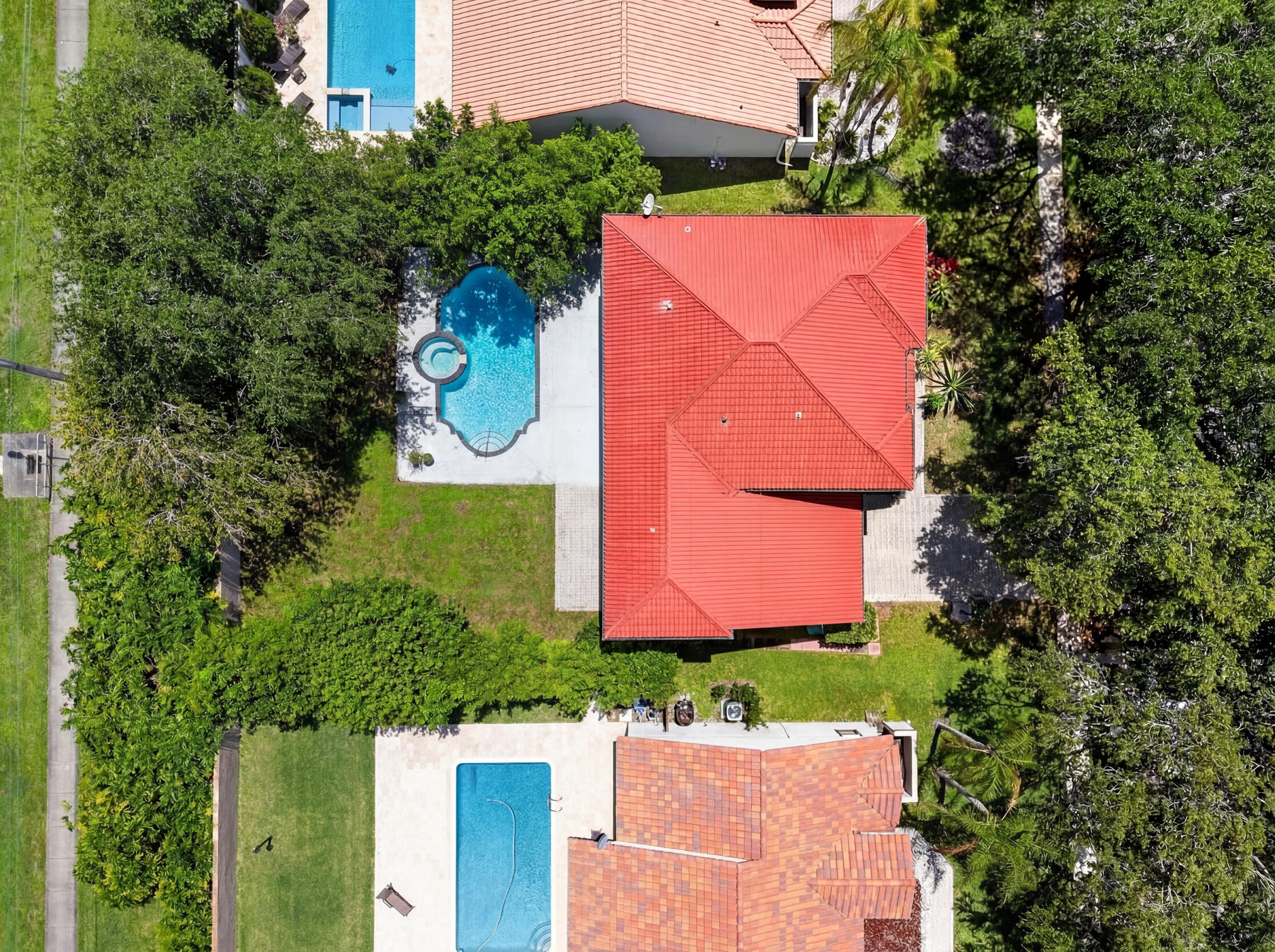 Embassy Lakes - Residential
