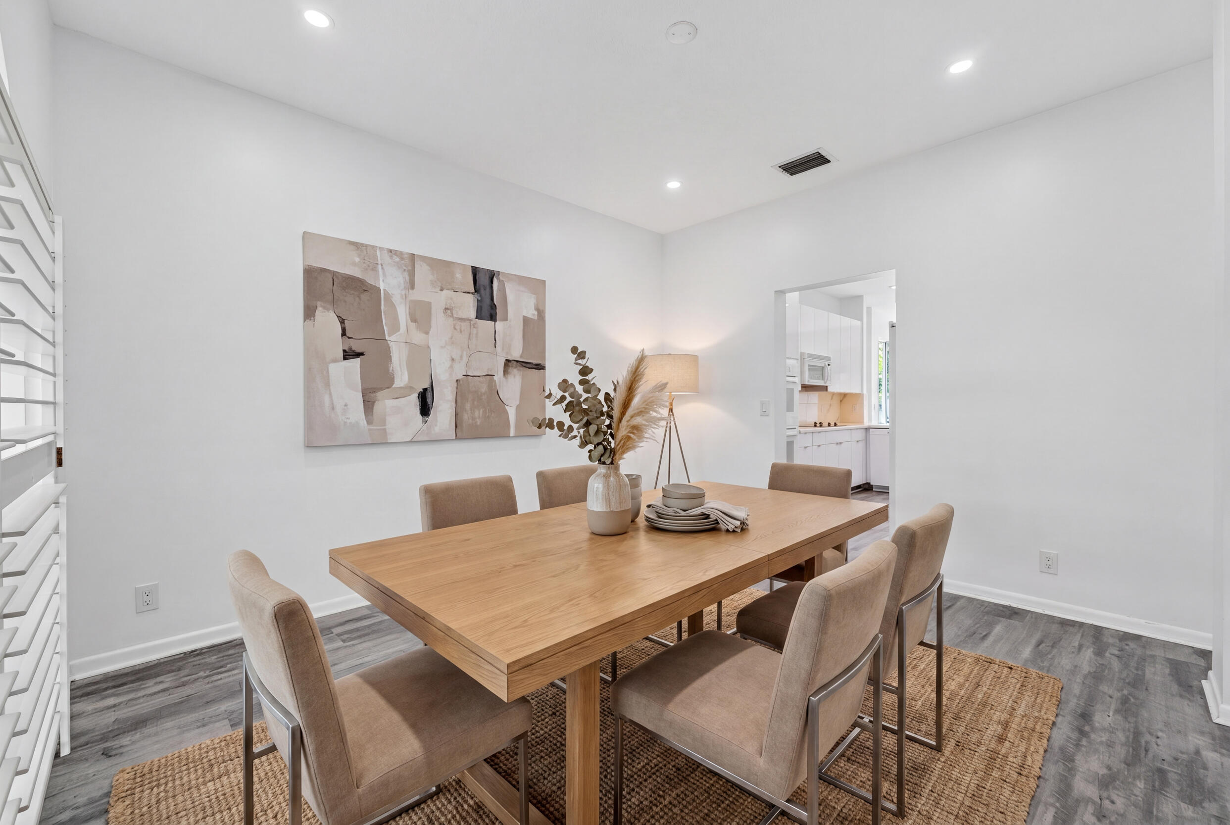 Embassy Lakes - Residential