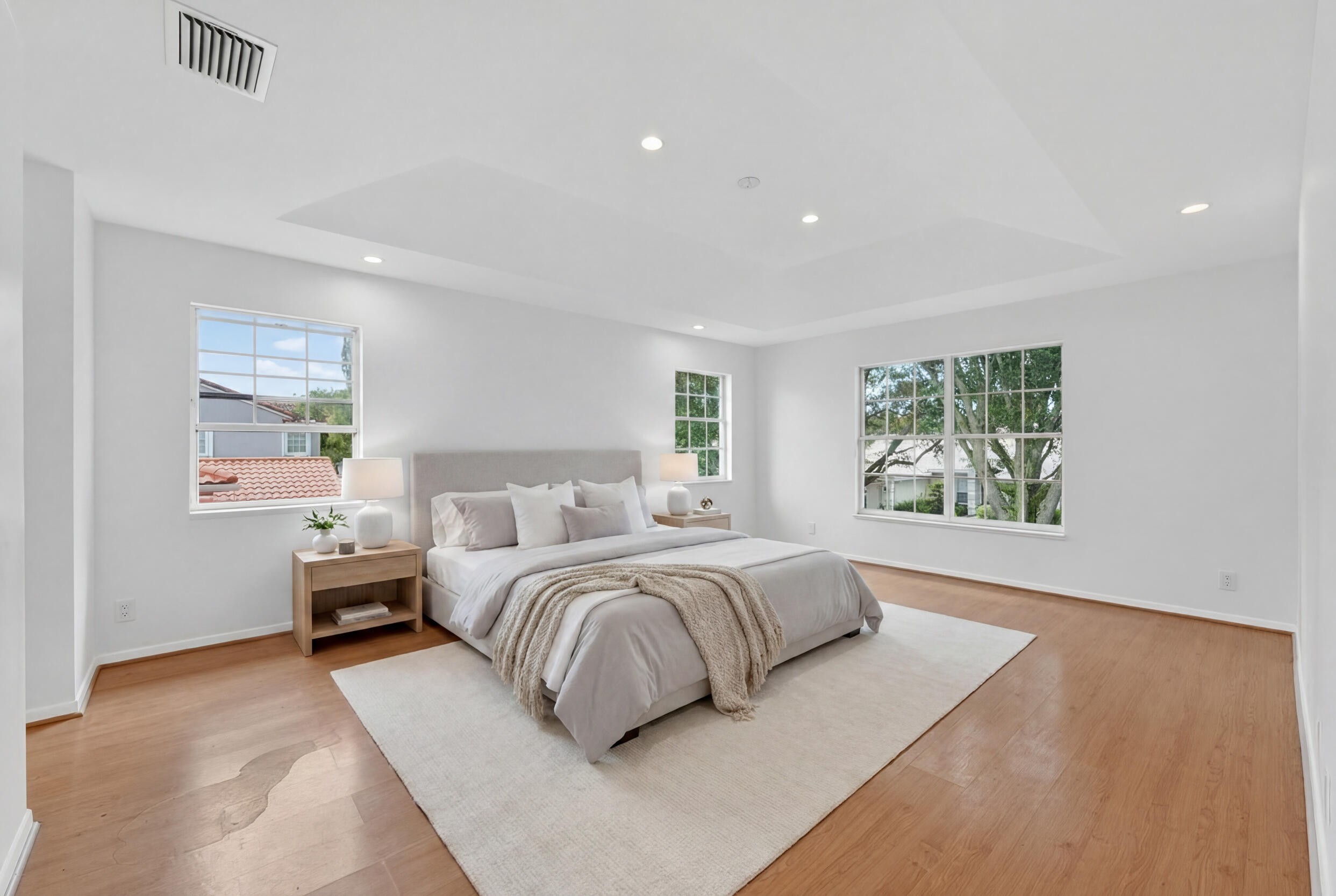 Embassy Lakes - Residential