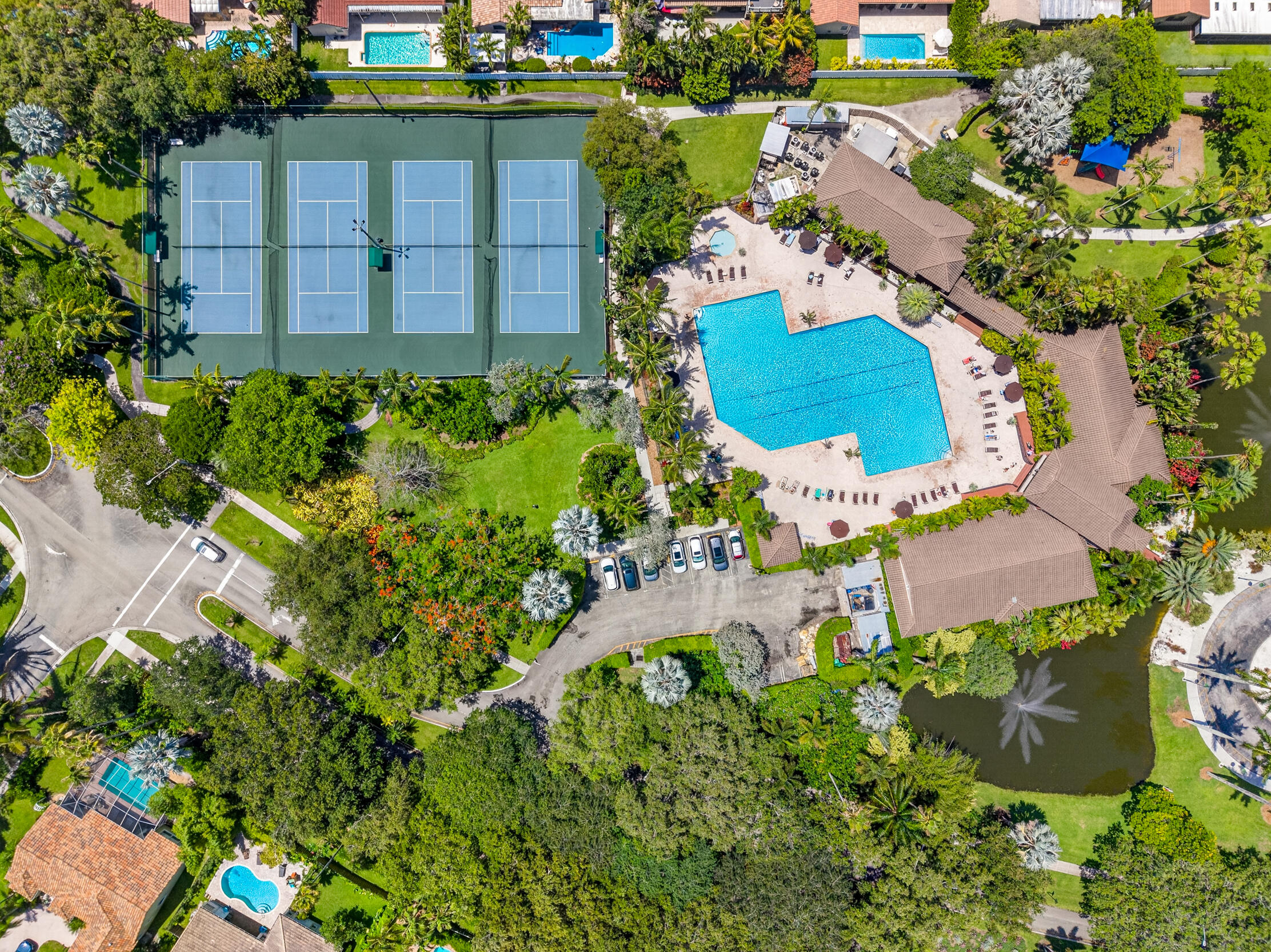 Embassy Lakes - Residential