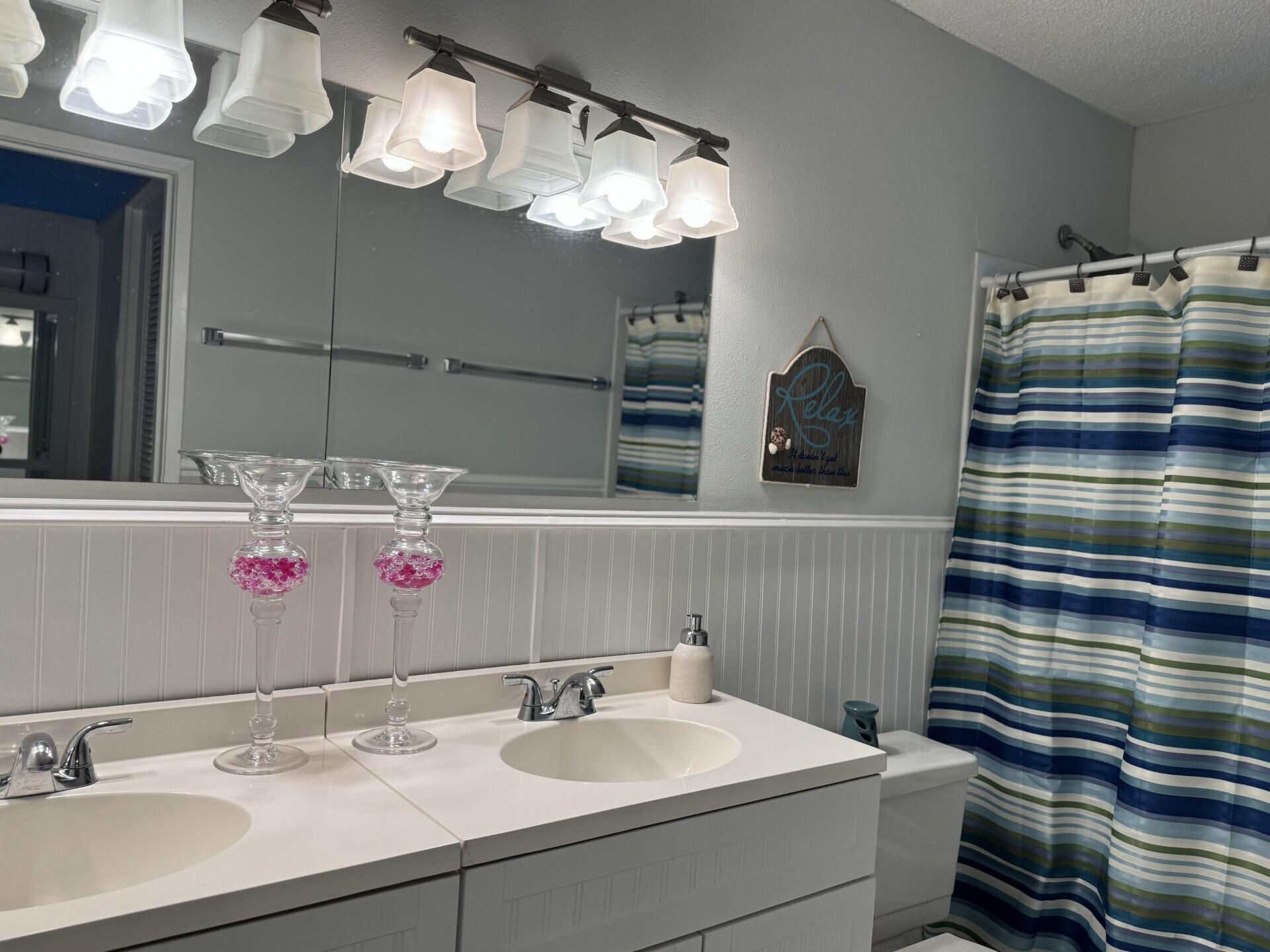 BEACON 21 CONDO - Residential Lease