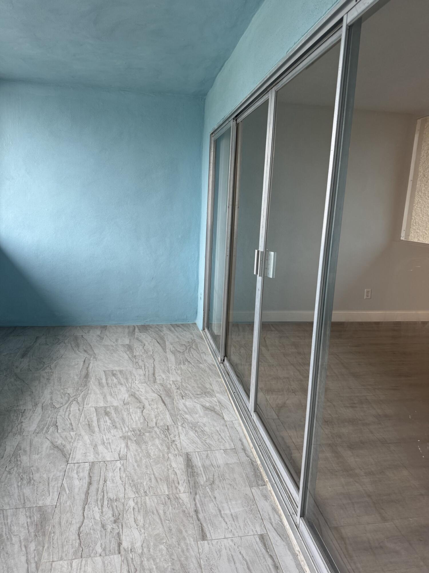 BEACON 21 CONDO - Residential Lease