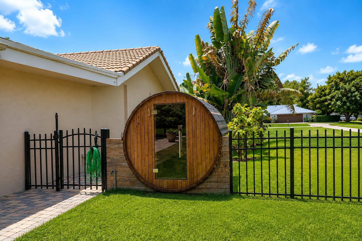 PINEWOOD OF WELLINGTON - Residential