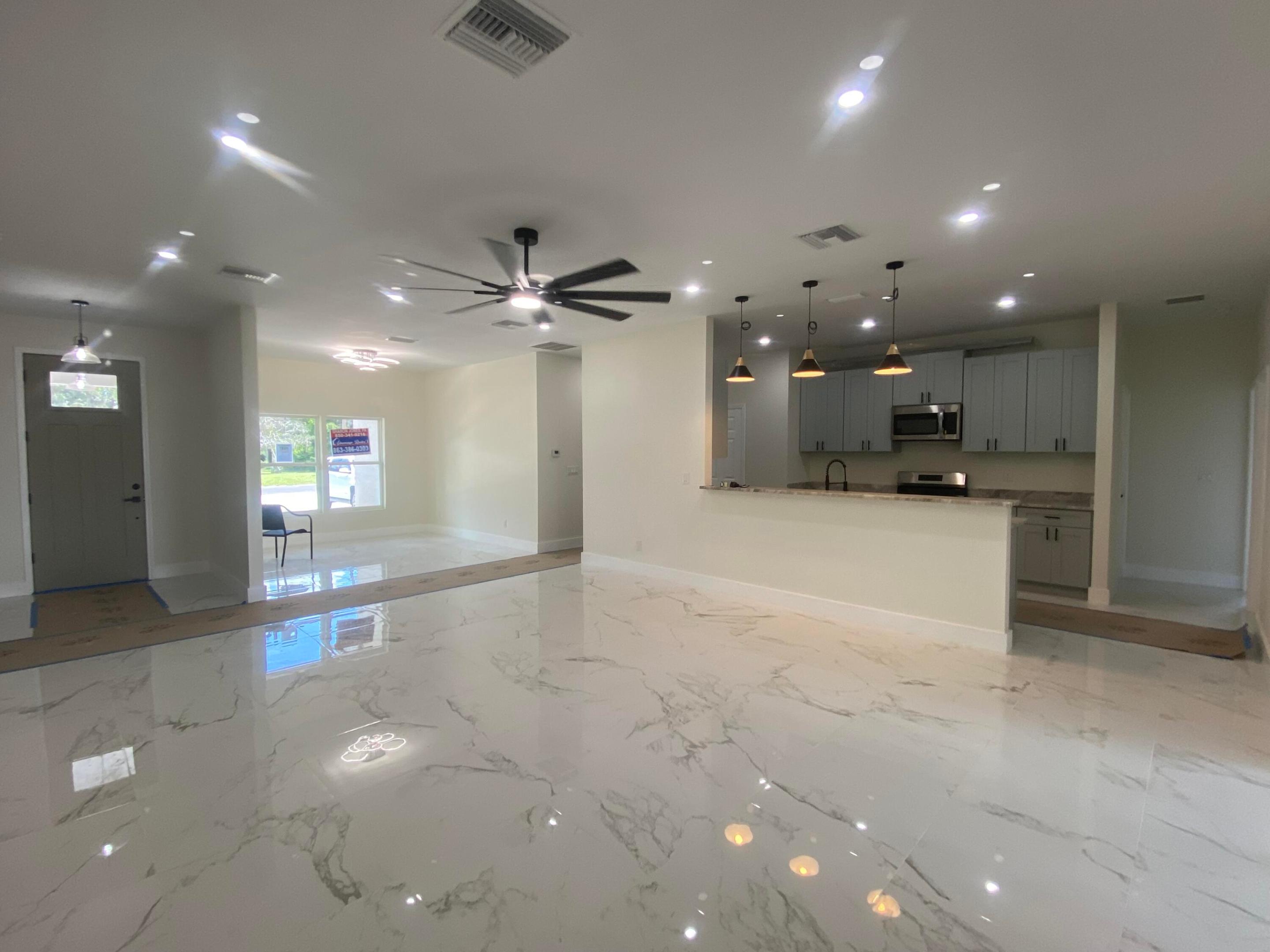 SEBRING COUNTRY EST SEC 03 - Residential