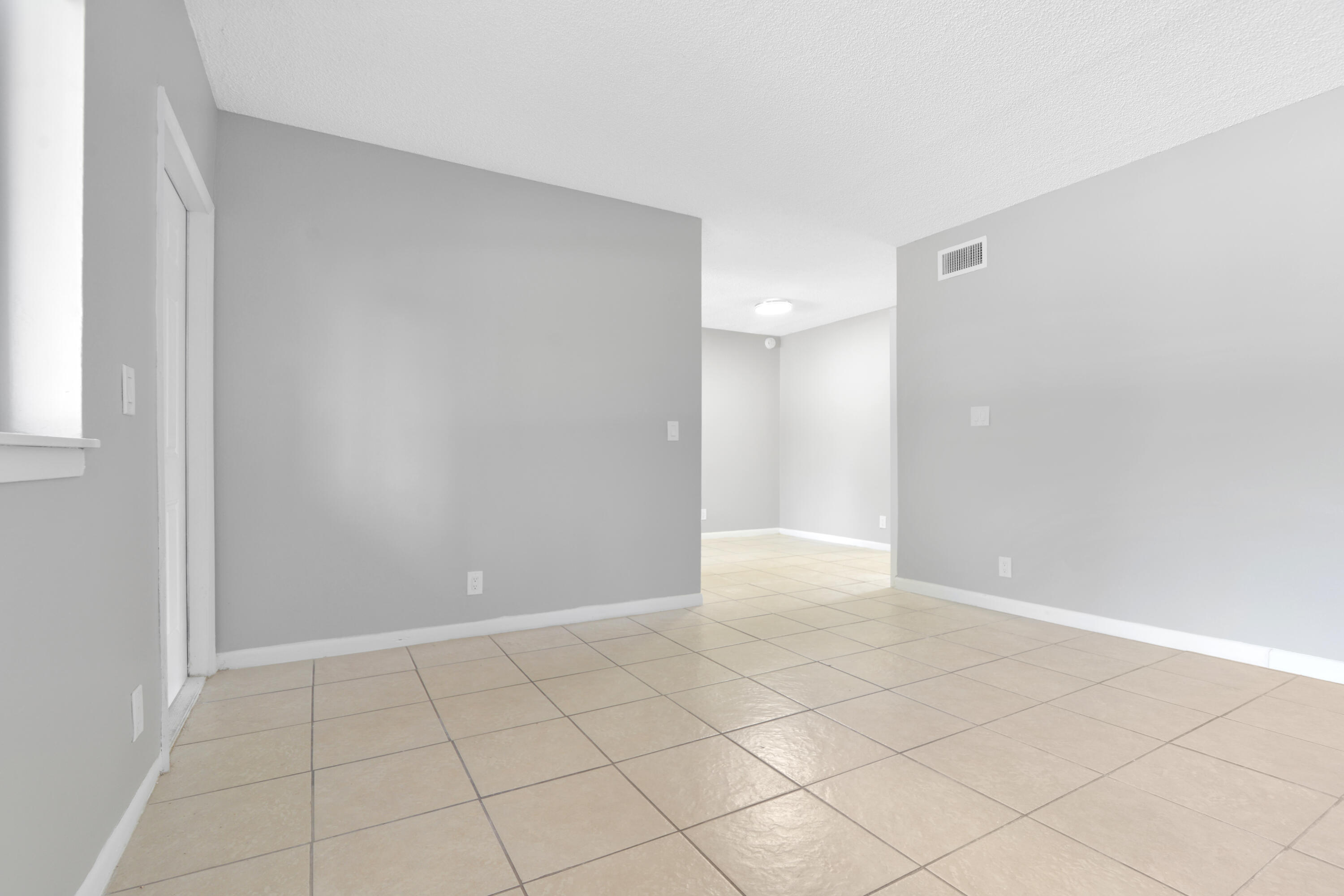 LAKEVIEW GARDENS CONDO - Residential Lease