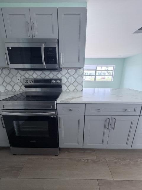 PALM BEACH LEISUREVILLE SEC 7 - Residential