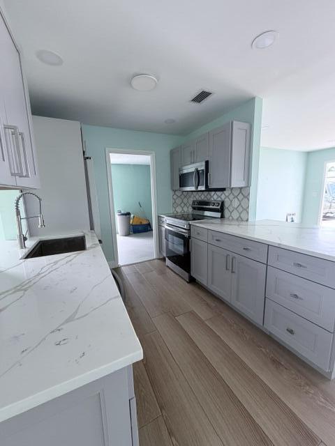 PALM BEACH LEISUREVILLE SEC 7 - Residential