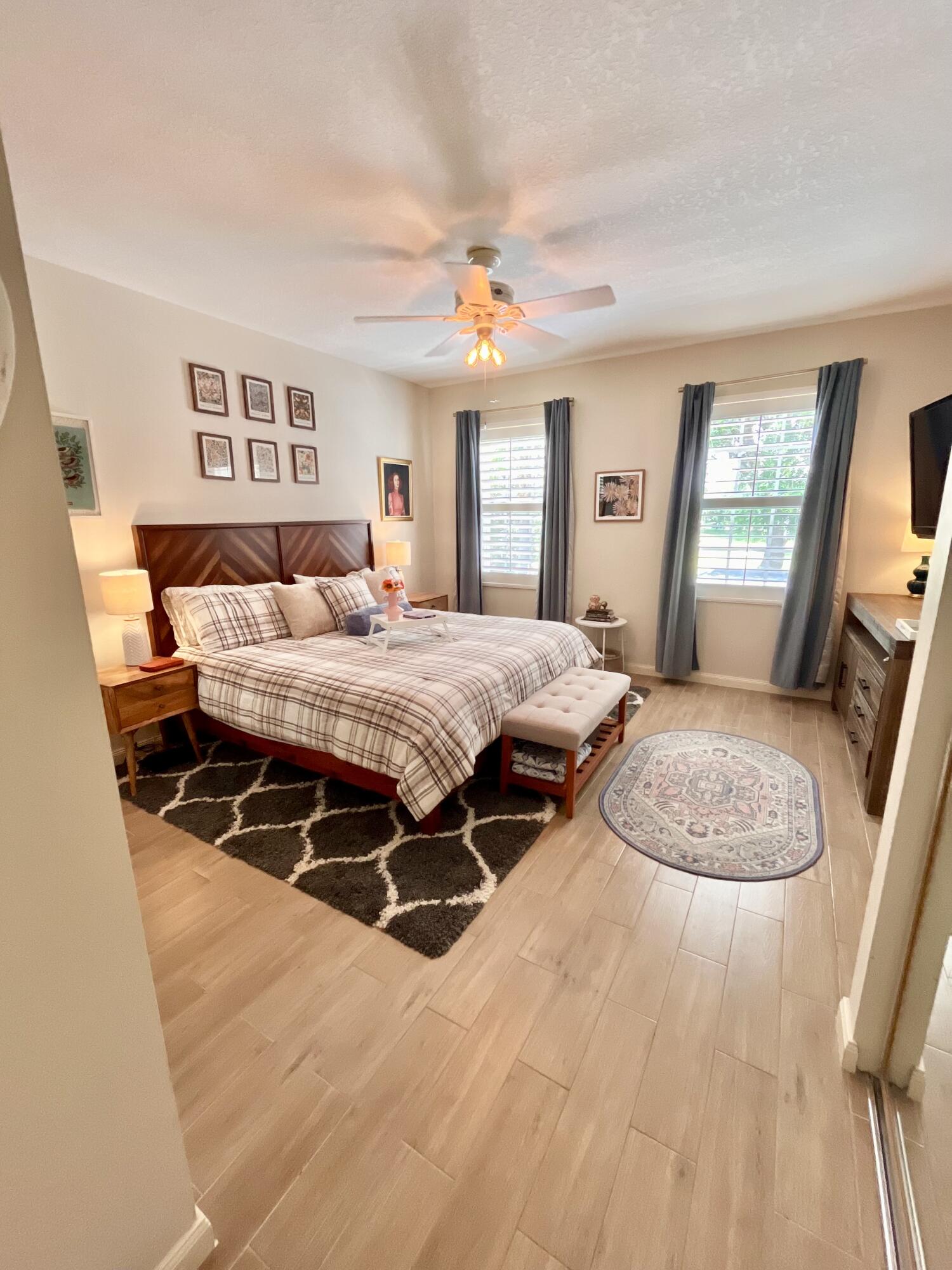 CATALINA LAKES - Residential