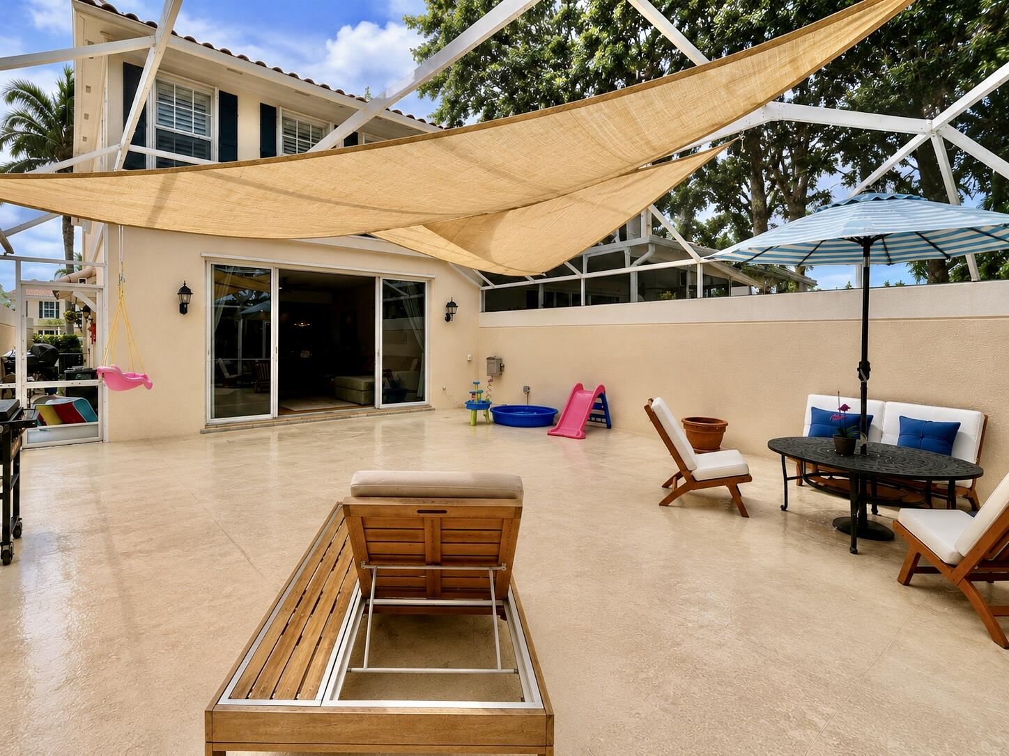 CATALINA LAKES - Residential
