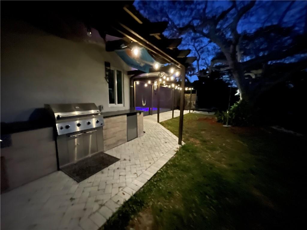 SHADOW WOOD - Residential