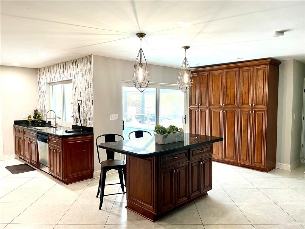 SHADOW WOOD - Residential