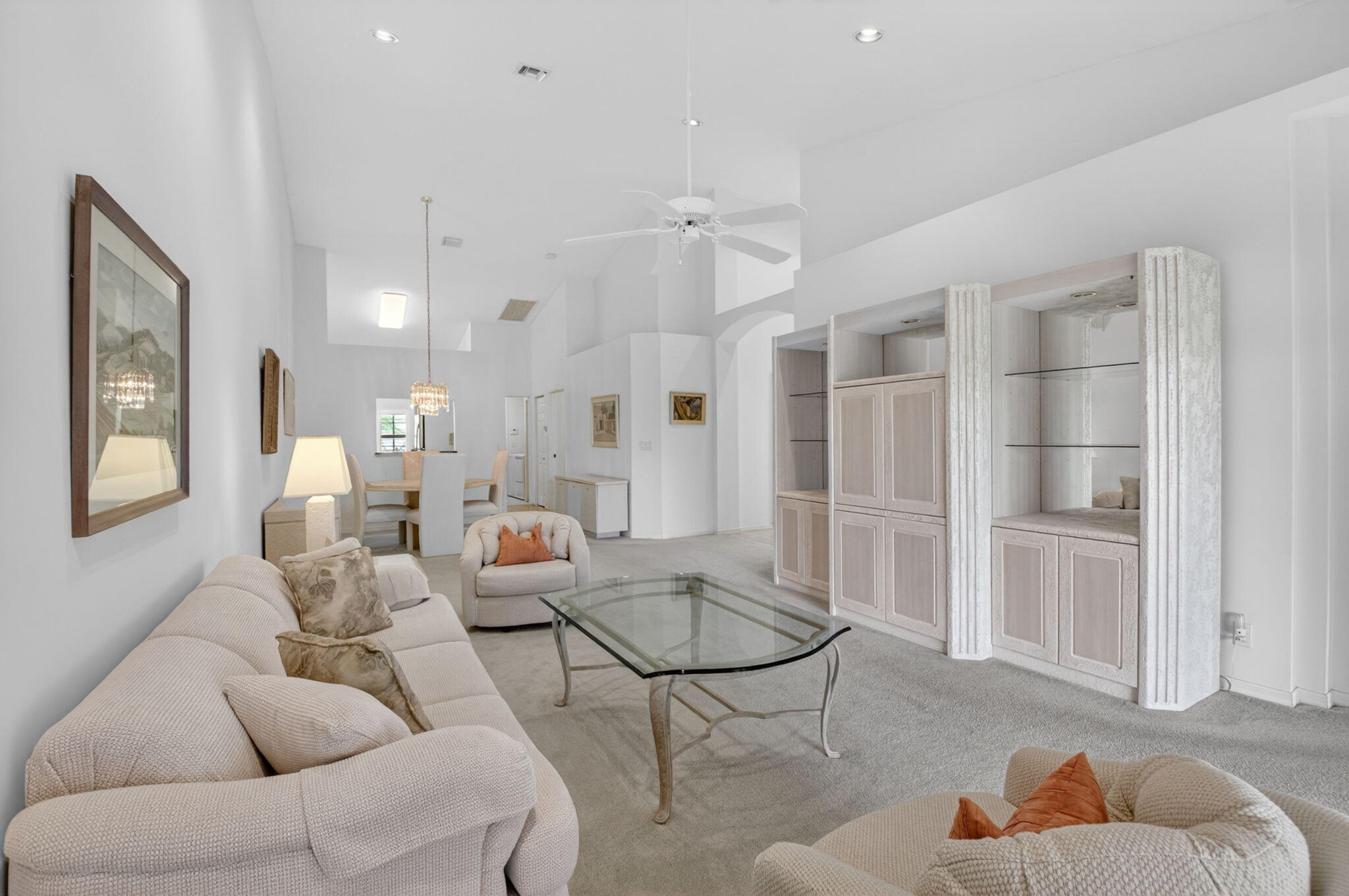 FLORAL LAKES 2 - Residential