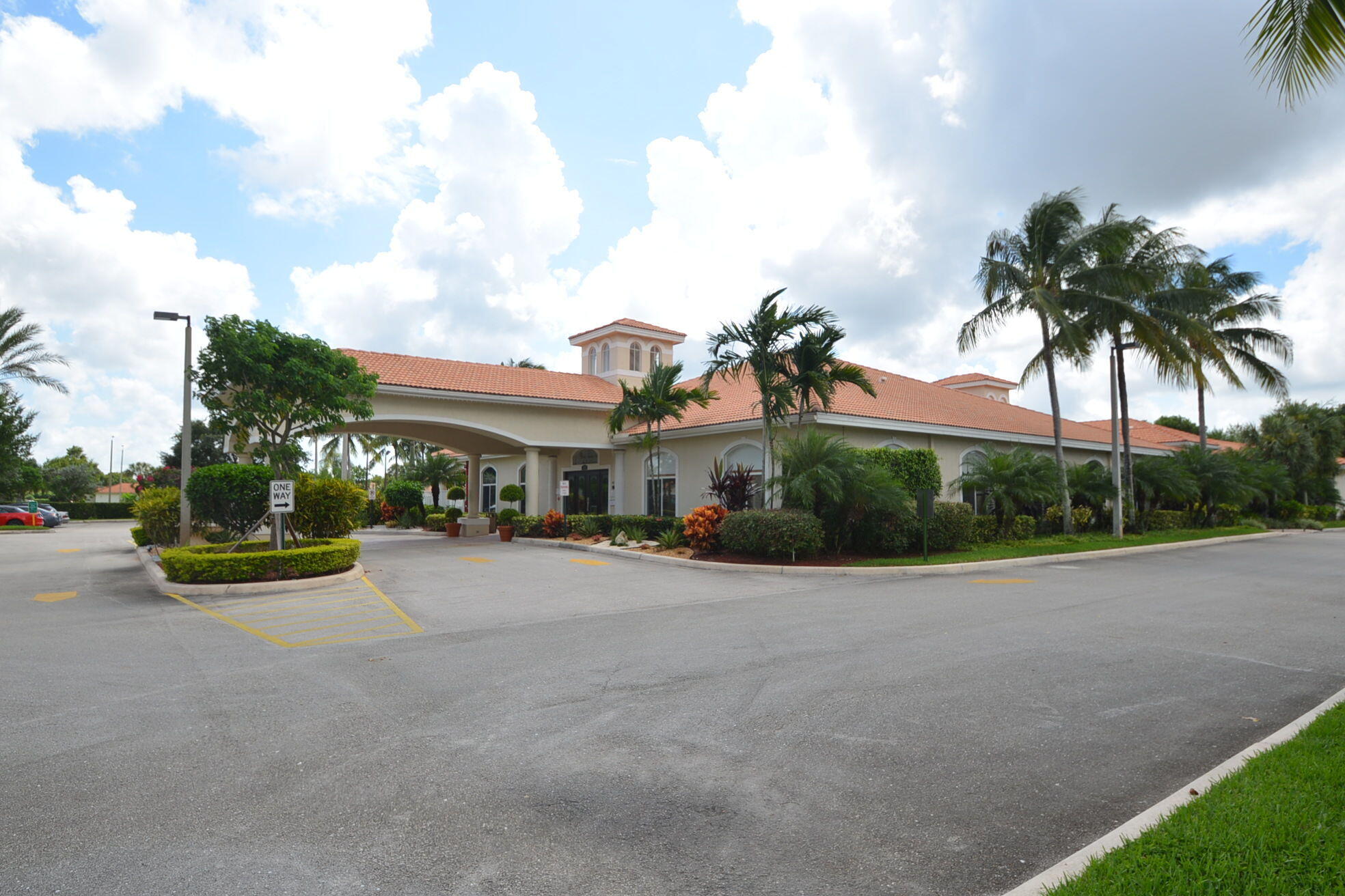 FLORAL LAKES 2 - Residential